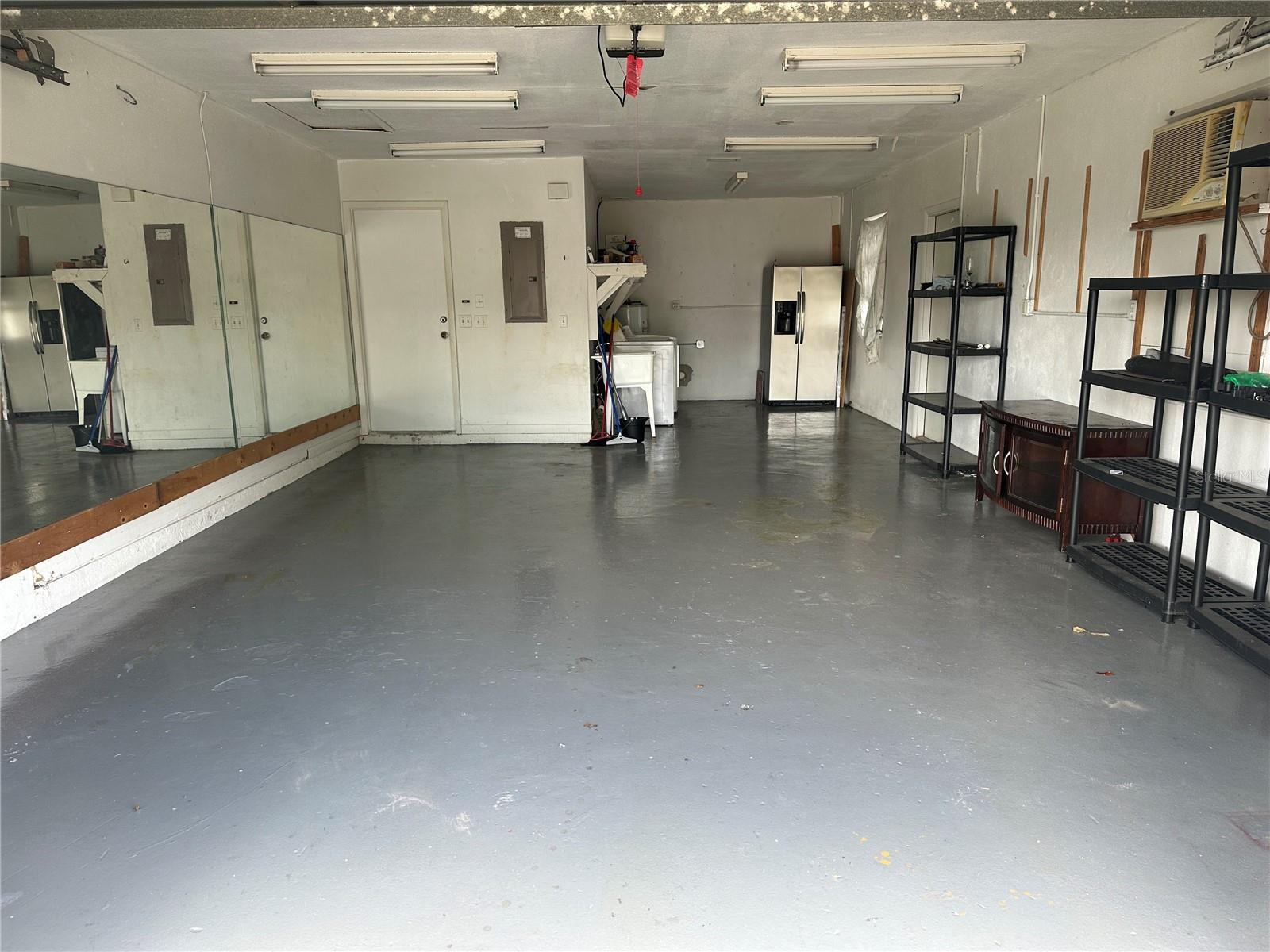 Image 17 of 18 For 4473 Bromley Avenue