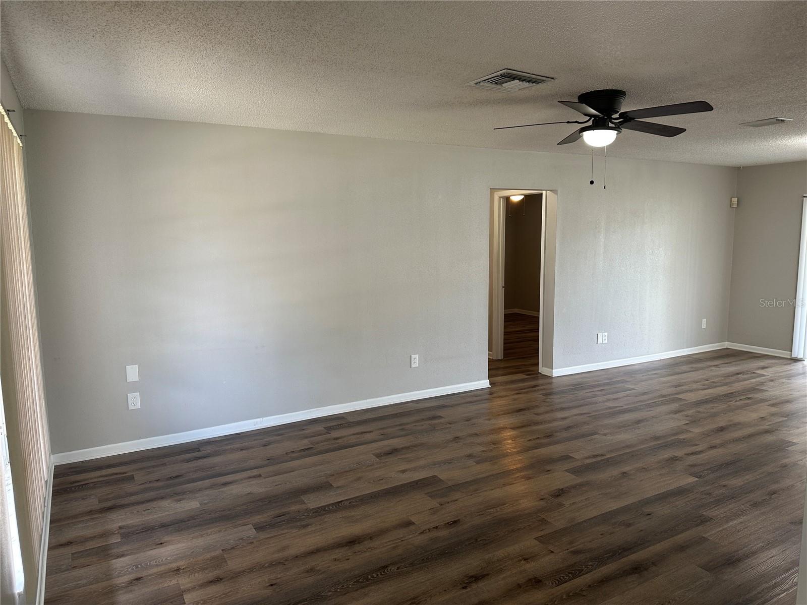 Image 2 of 18 For 4473 Bromley Avenue