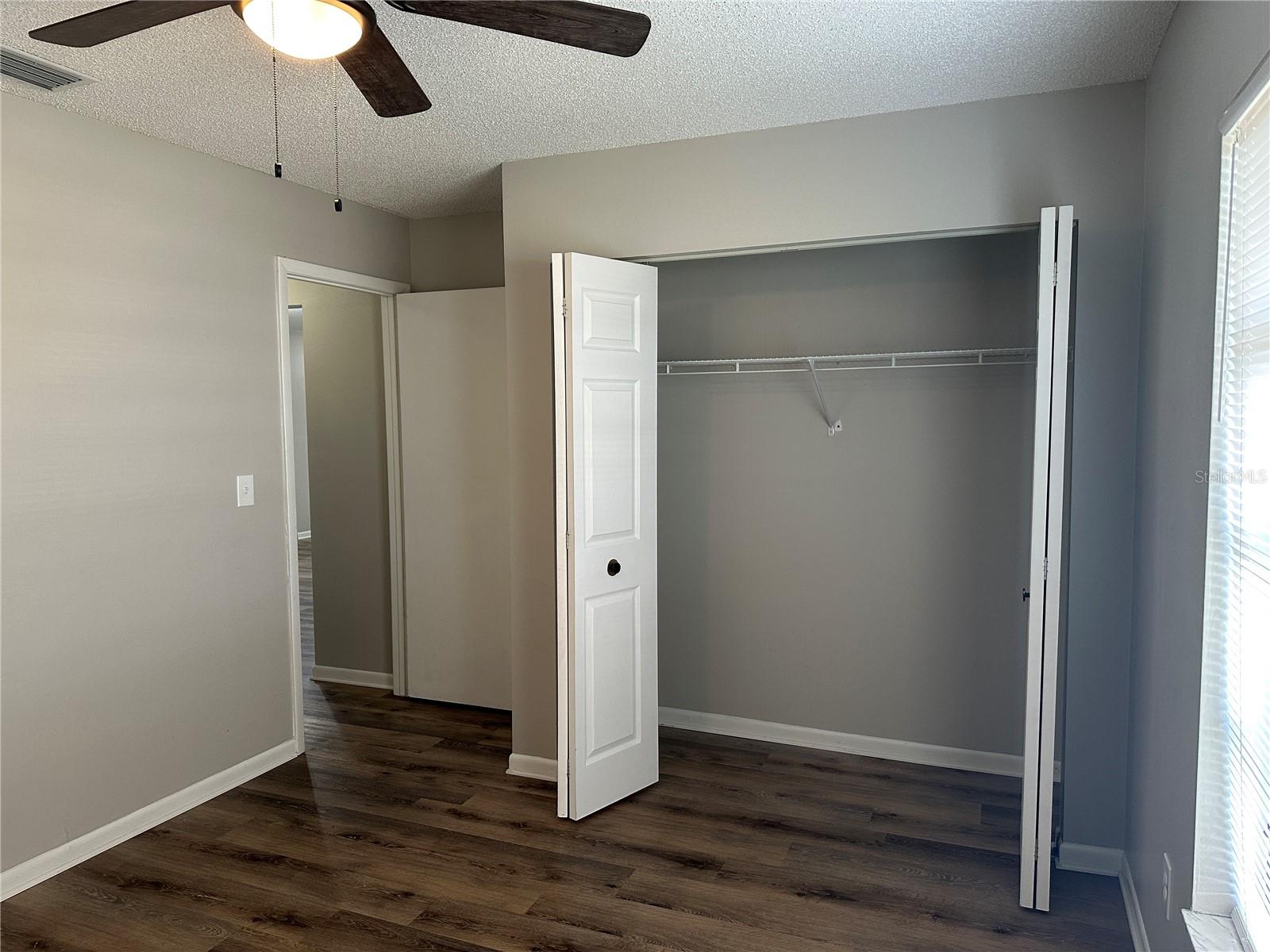 Image 8 of 18 For 4473 Bromley Avenue
