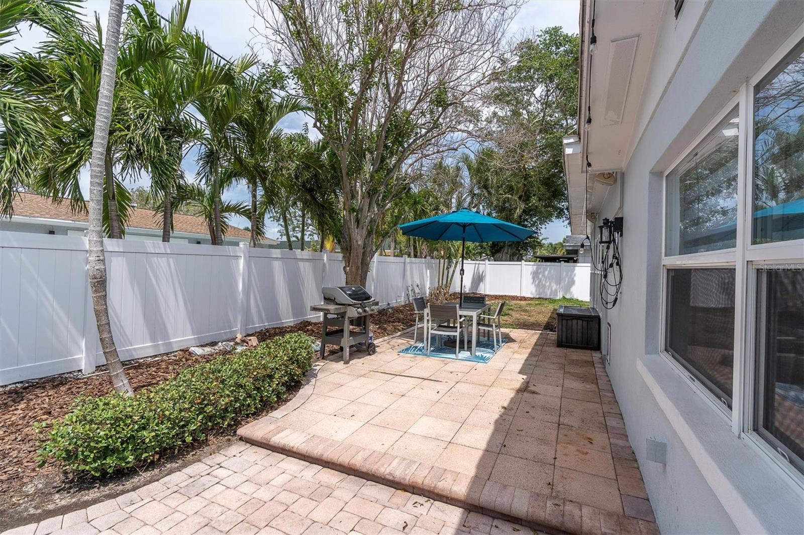 Image 35 of 45 For 4395 50th Terrace S