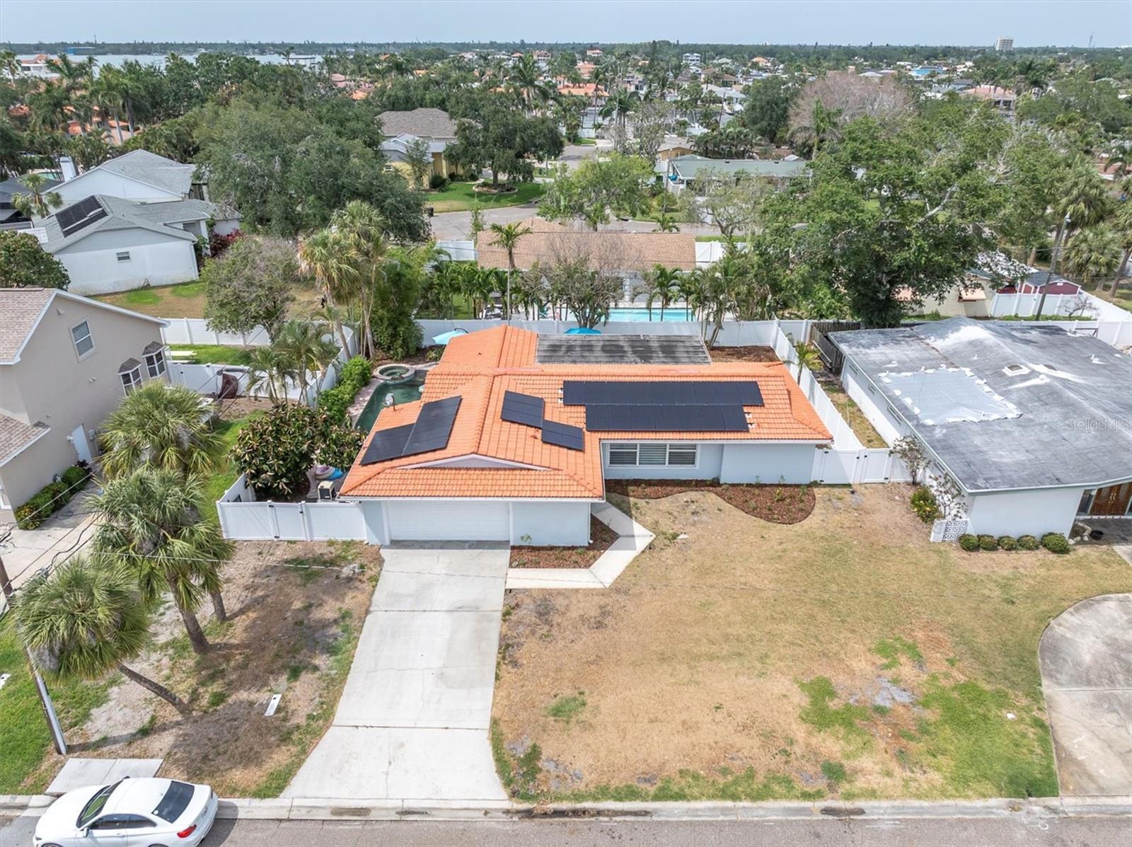Image 39 of 45 For 4395 50th Terrace S