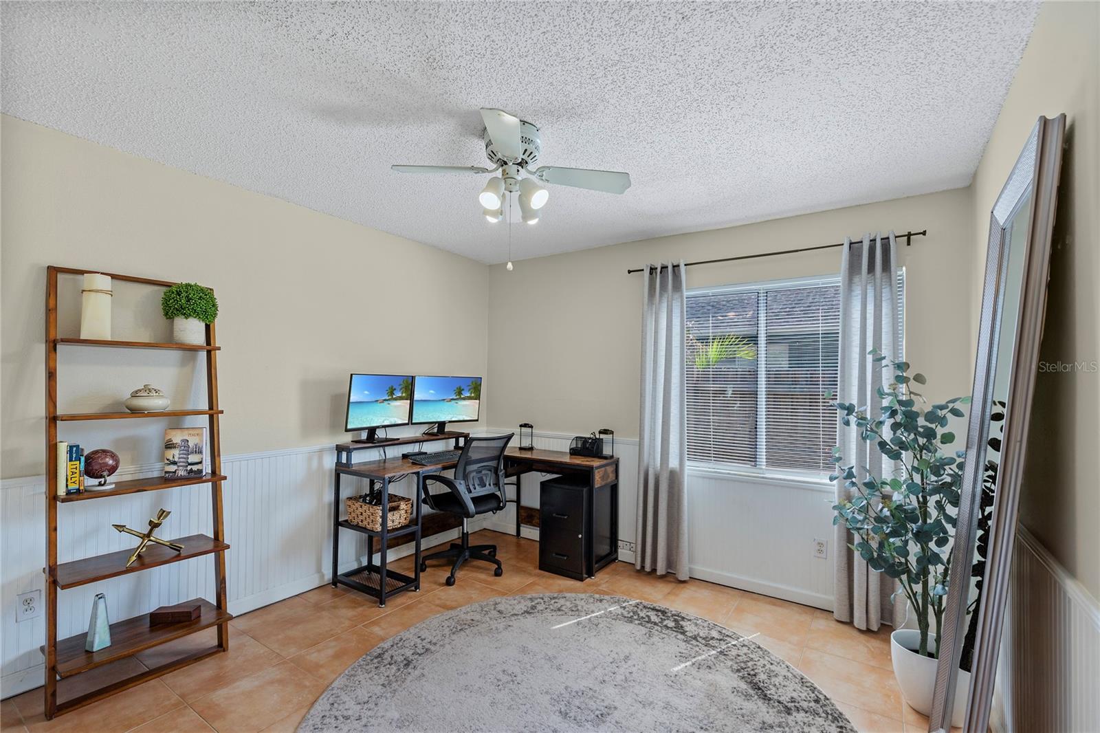 Image 14 of 33 For 3106 Whispering Drive S