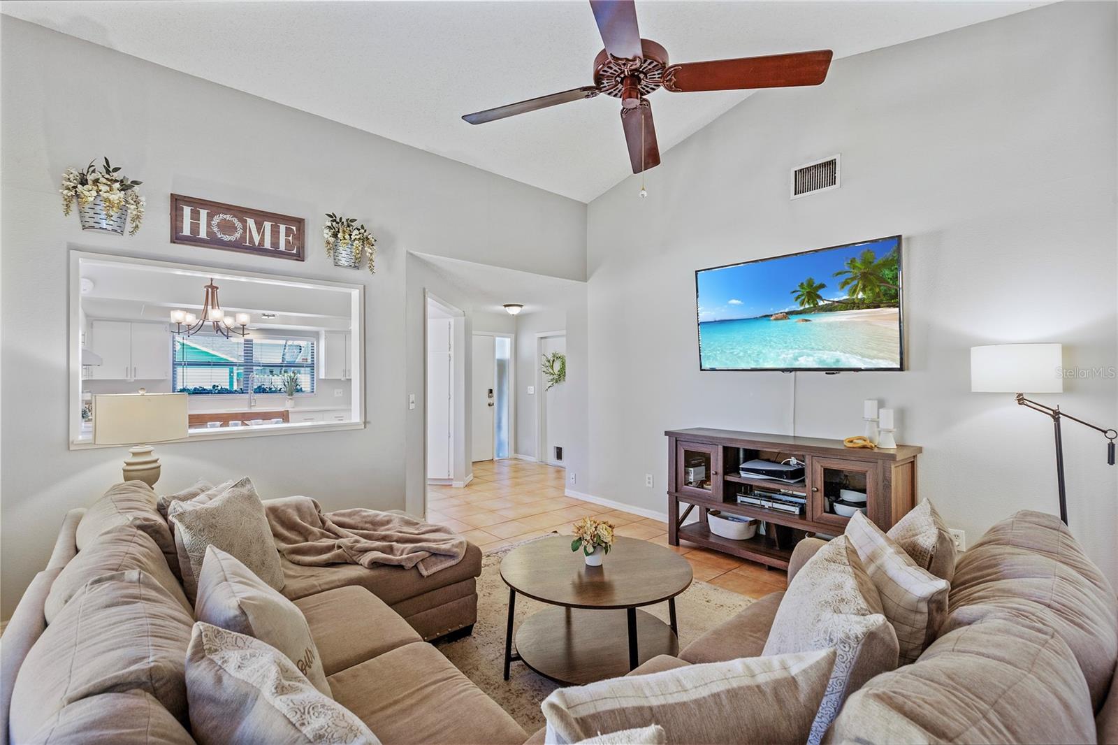 Image 4 of 33 For 3106 Whispering Drive S