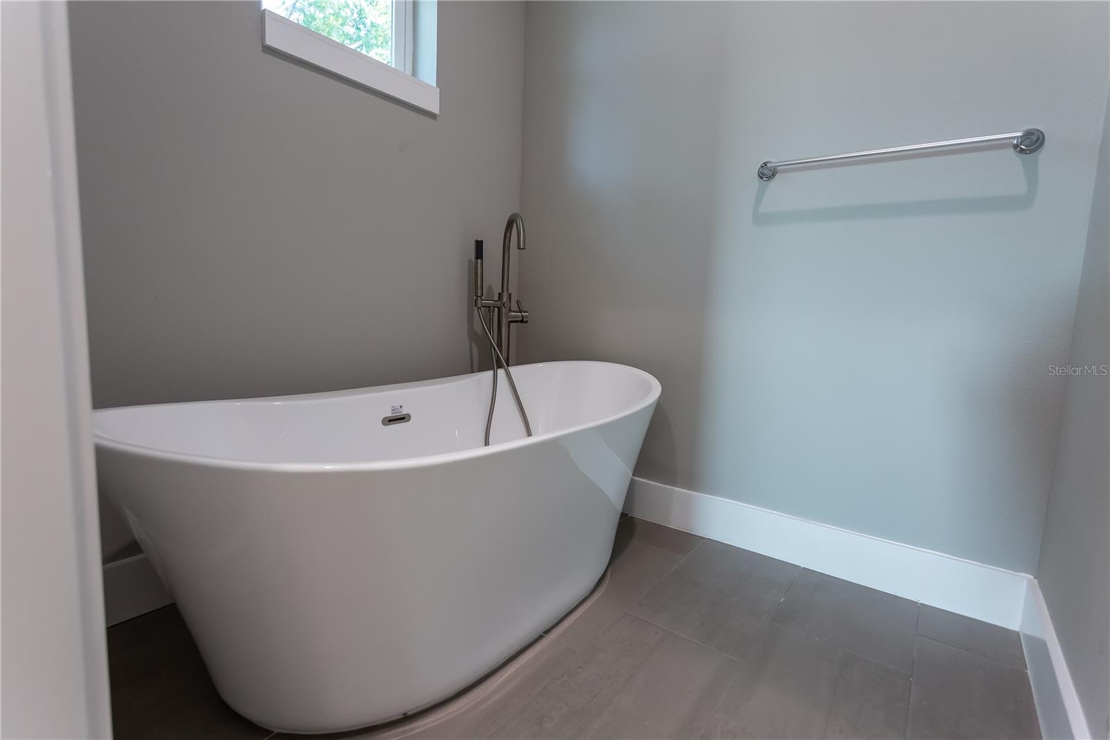 Image 8 of 16 For 2308 13th Street