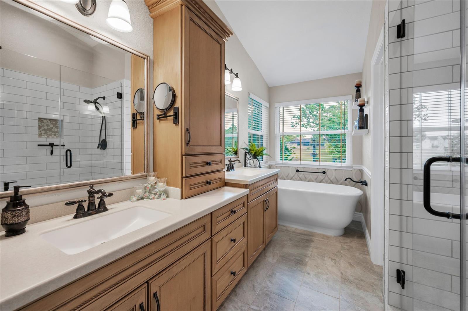 Image 25 of 71 For 8742 Bermuda Lane