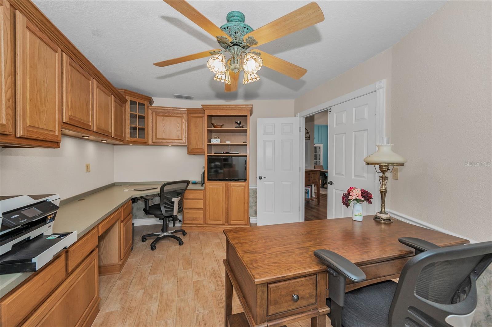Image 31 of 71 For 8742 Bermuda Lane