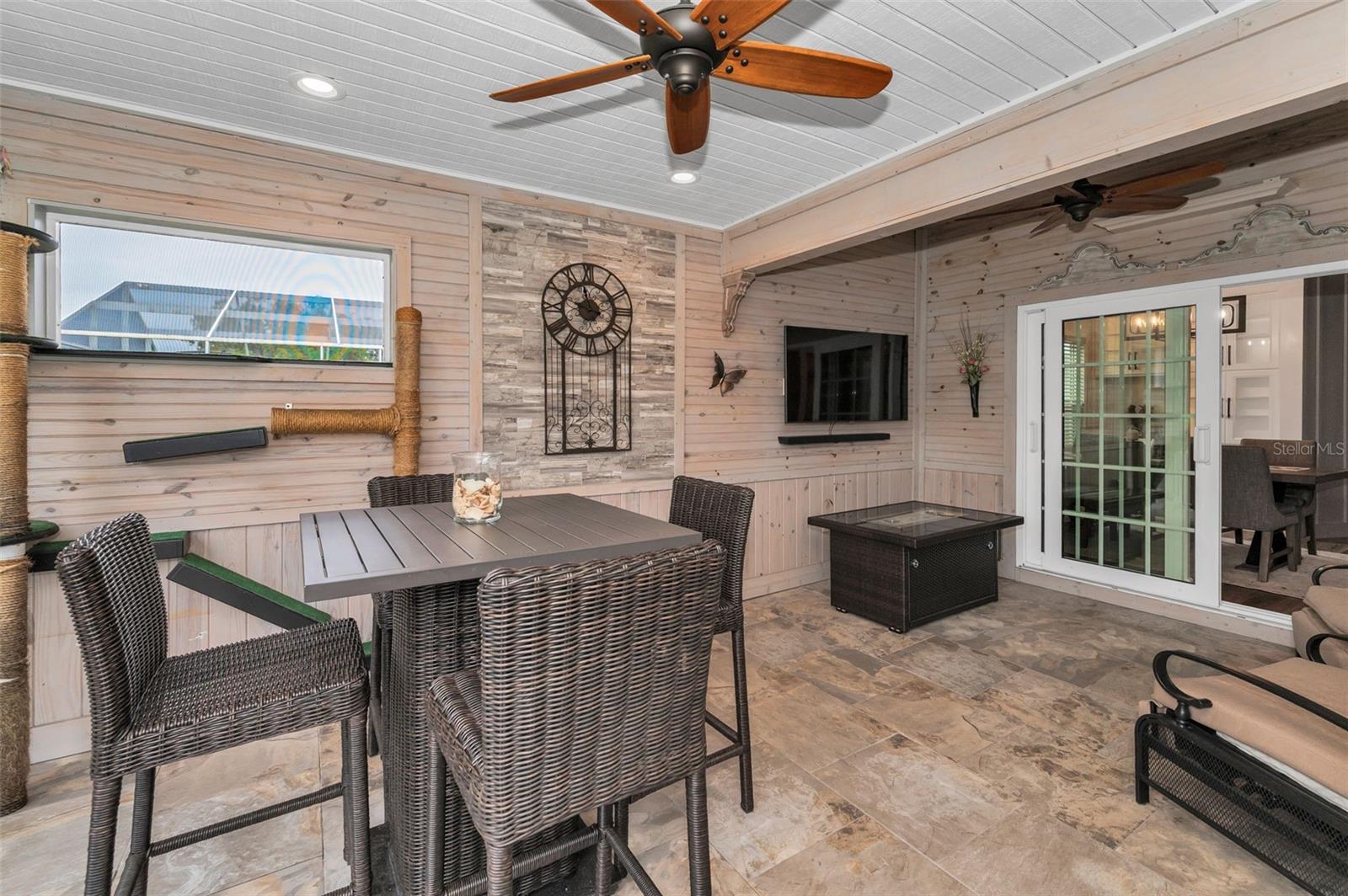 Image 39 of 71 For 8742 Bermuda Lane