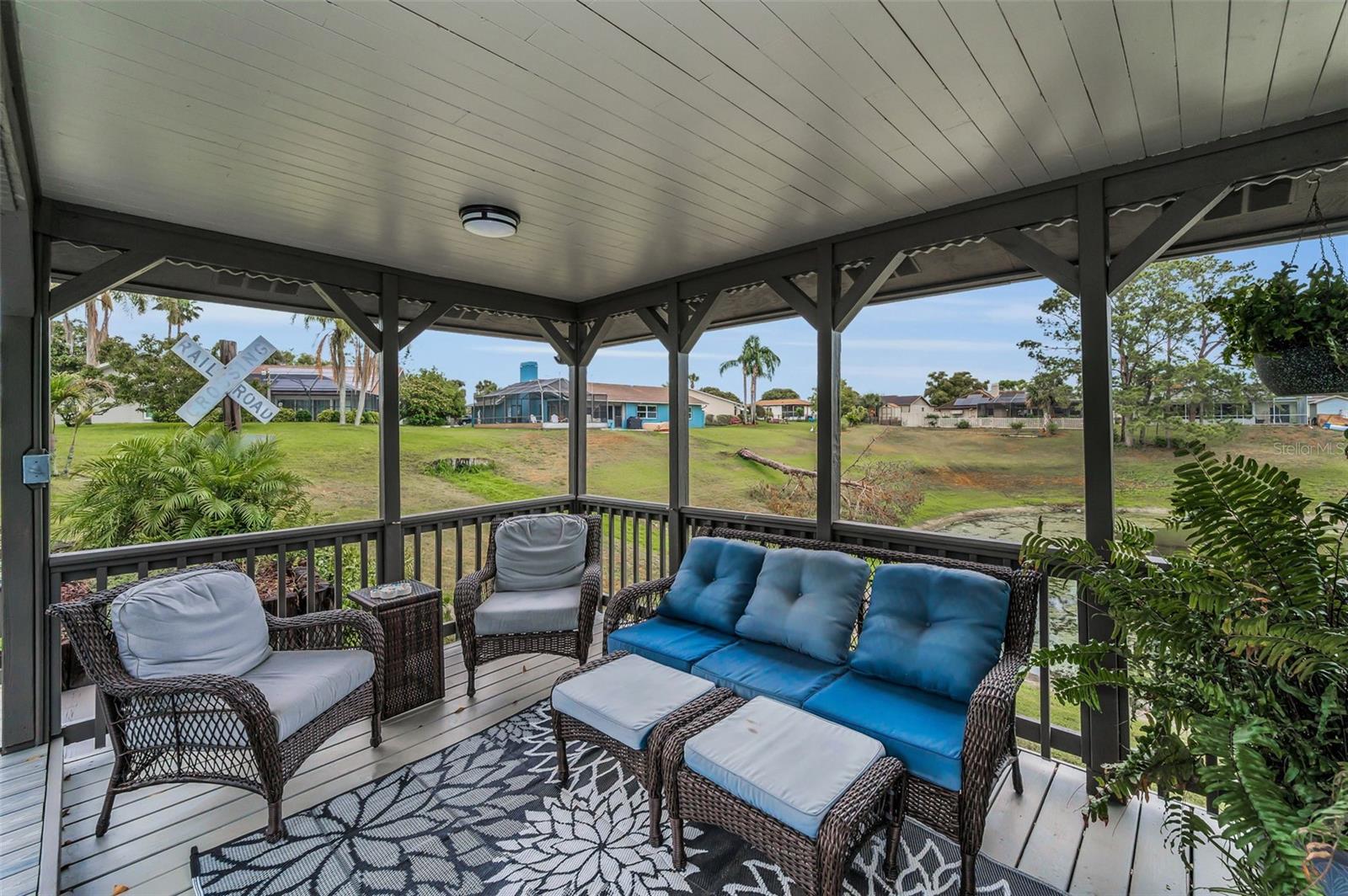 Image 45 of 71 For 8742 Bermuda Lane