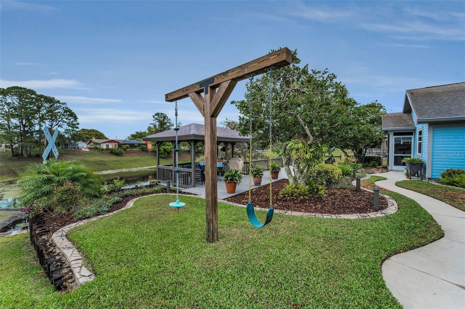 Image 48 of 71 For 8742 Bermuda Lane