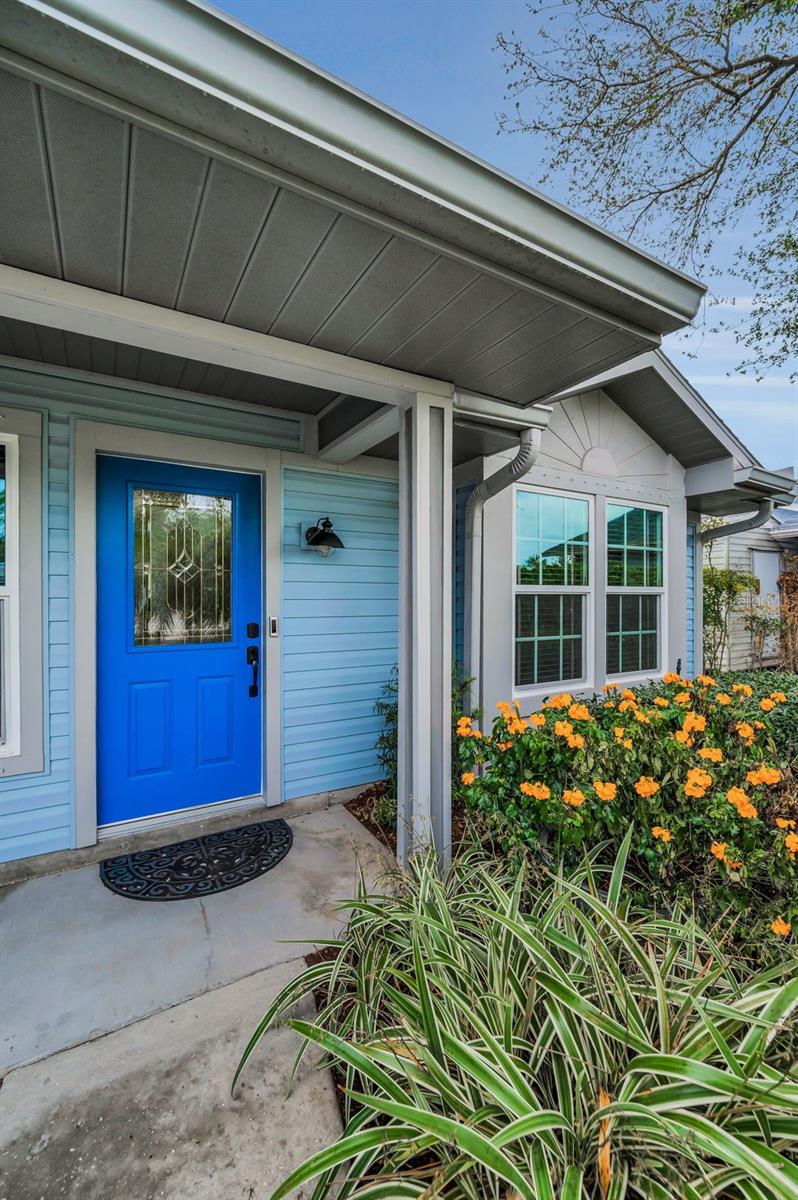 Image 5 of 71 For 8742 Bermuda Lane
