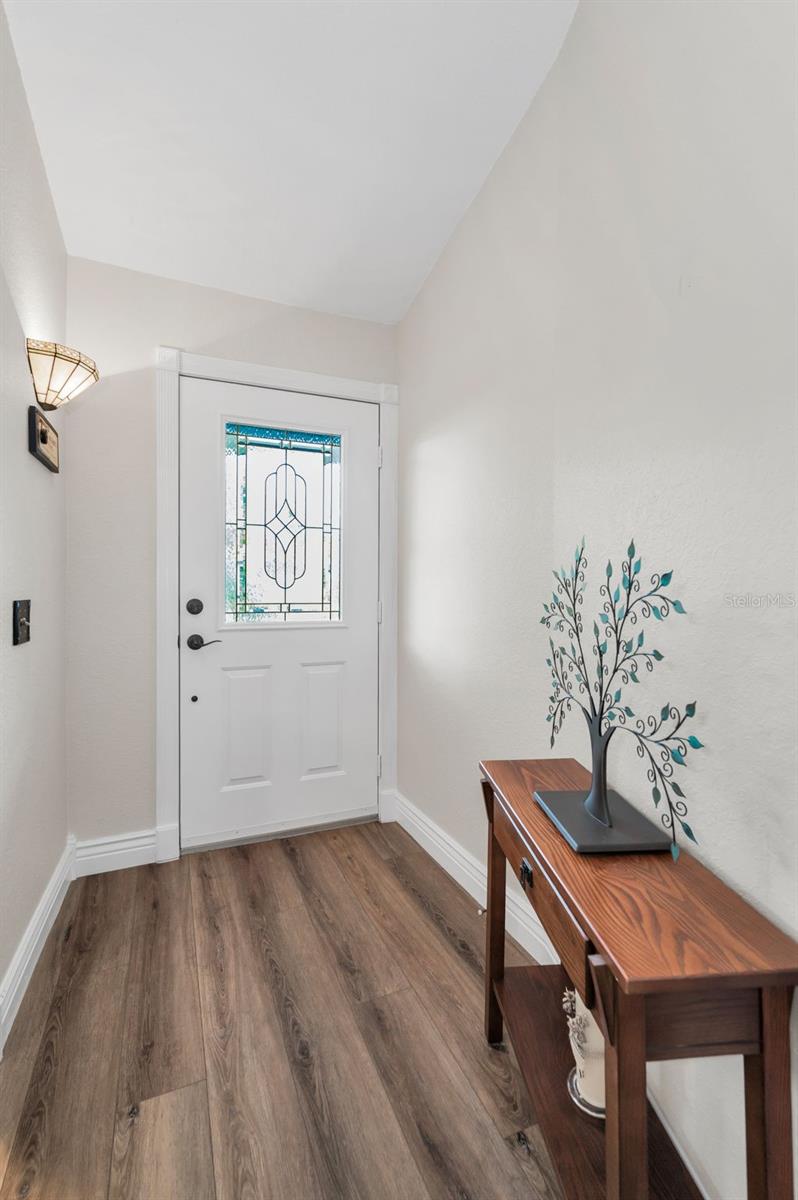 Image 6 of 71 For 8742 Bermuda Lane