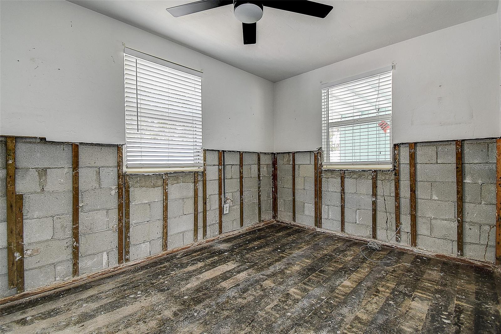 Image 17 of 72 For 512 79th Avenue