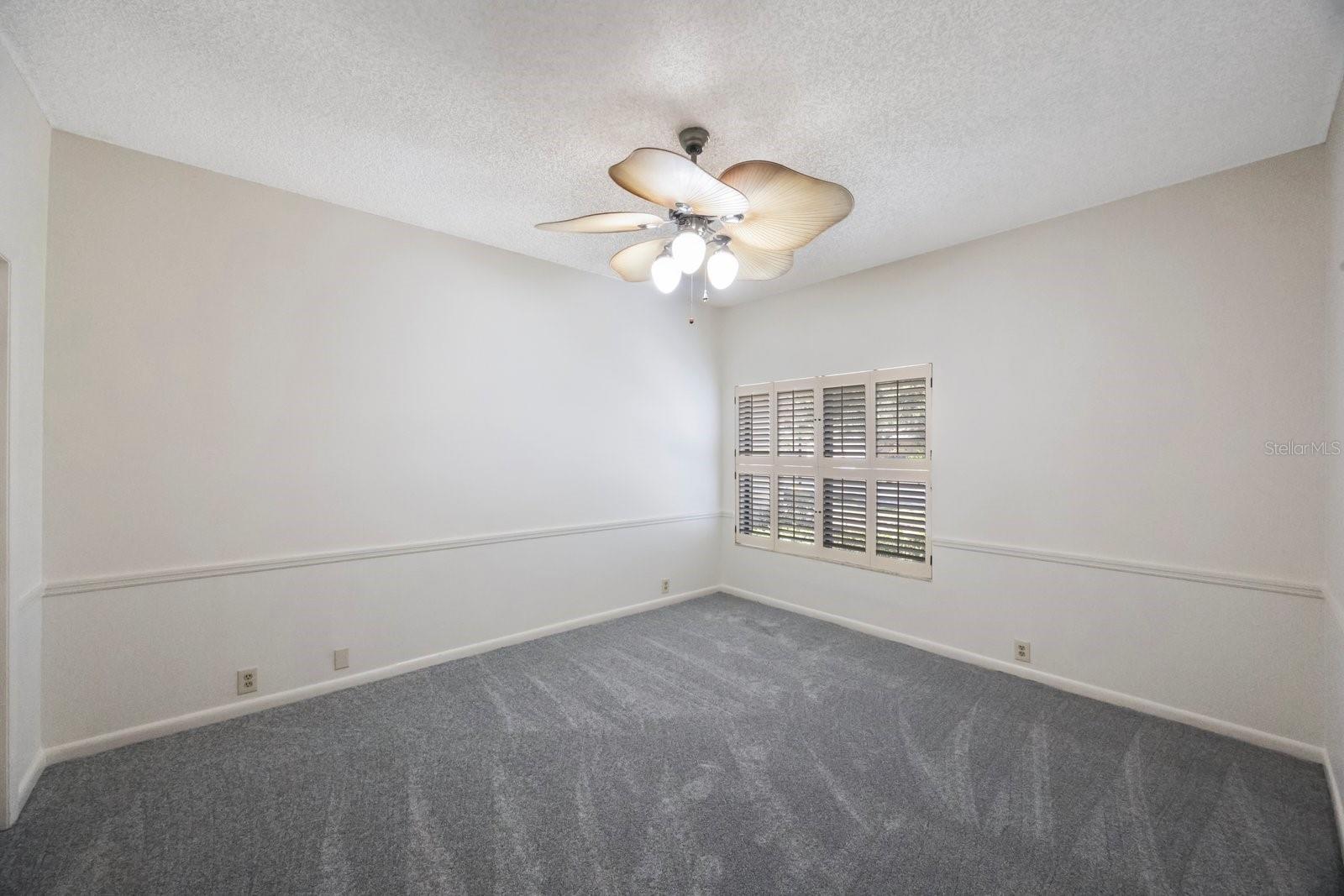 Image 18 of 40 For 3016 Landmark Boulevard 401