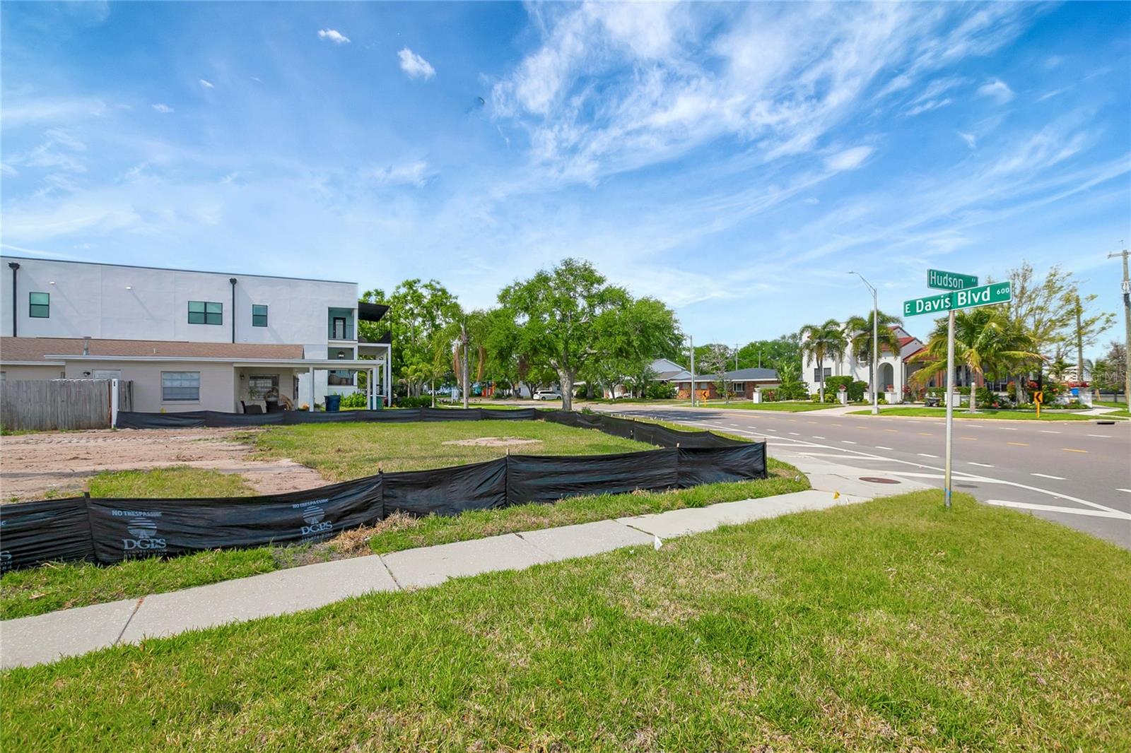 Image 6 of 11 For 632 Davis Boulevard