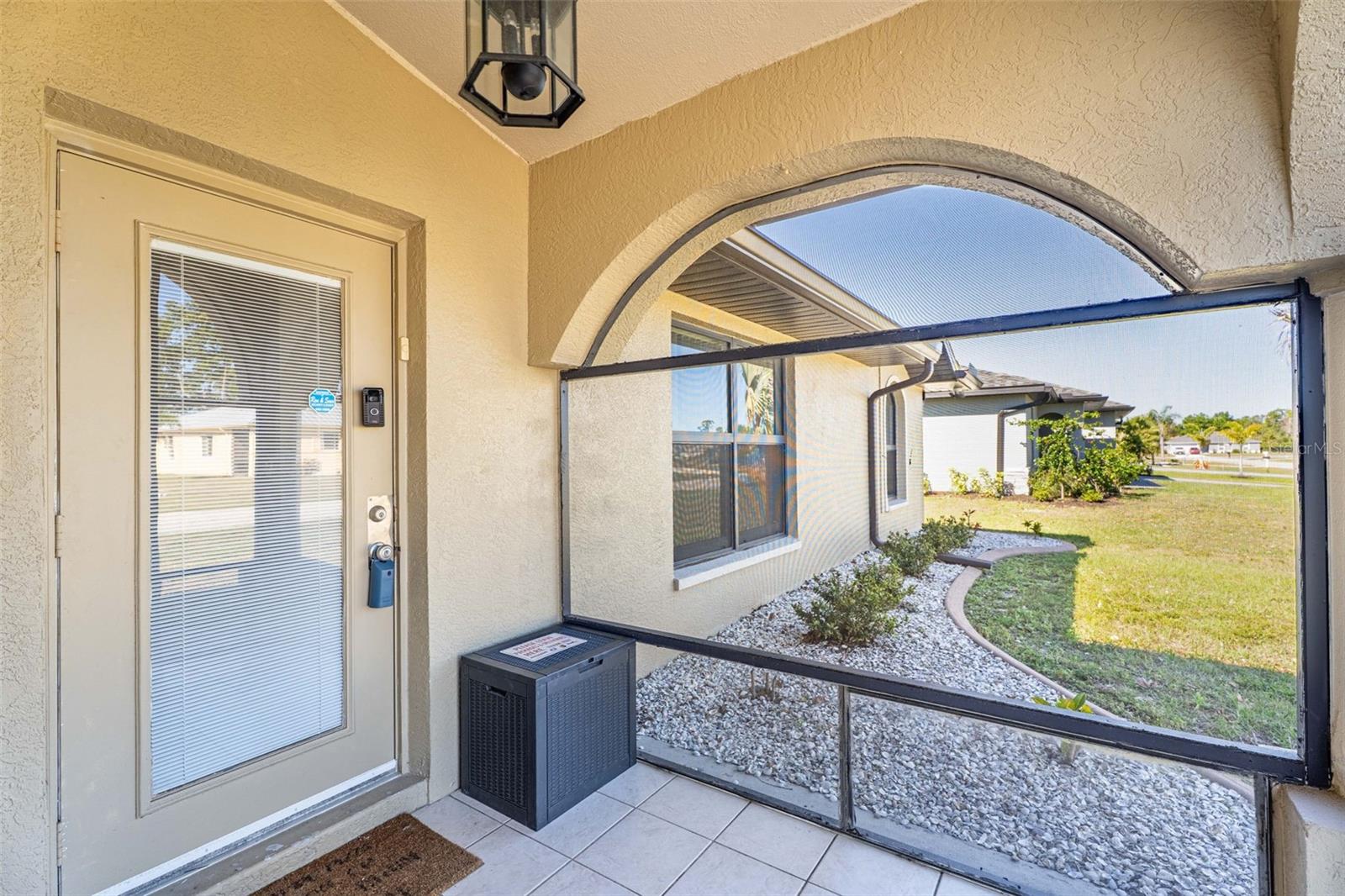 Image 7 of 27 For 25337 Durango Court