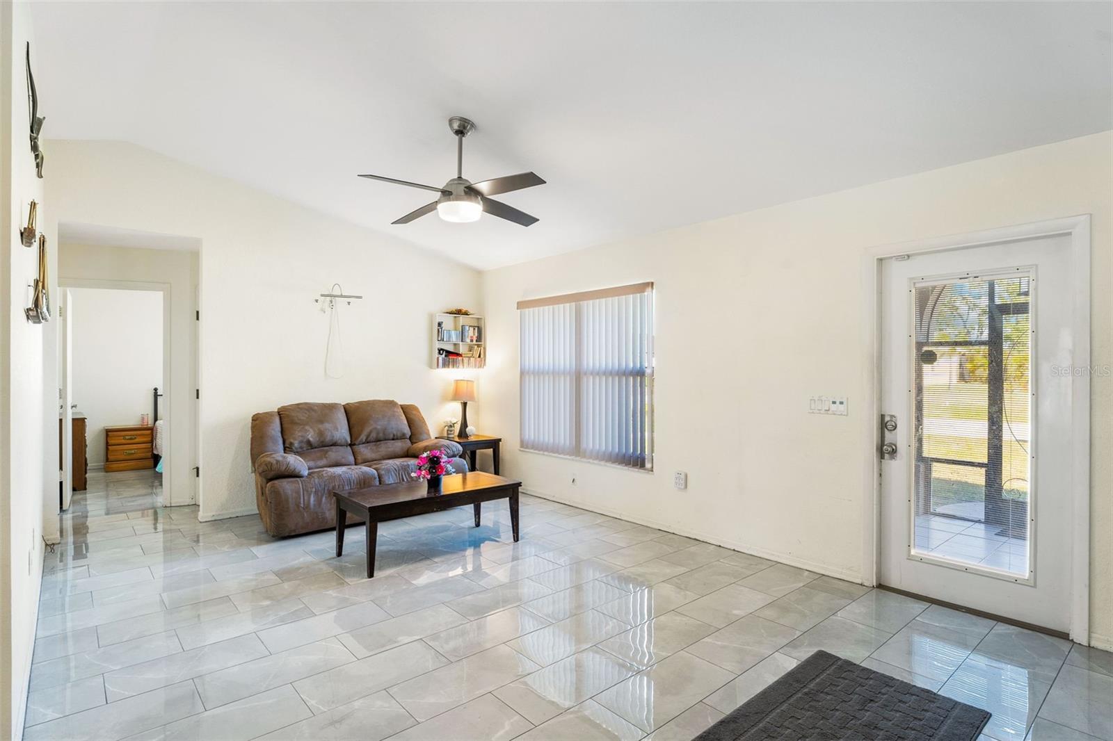 Image 9 of 27 For 25337 Durango Court