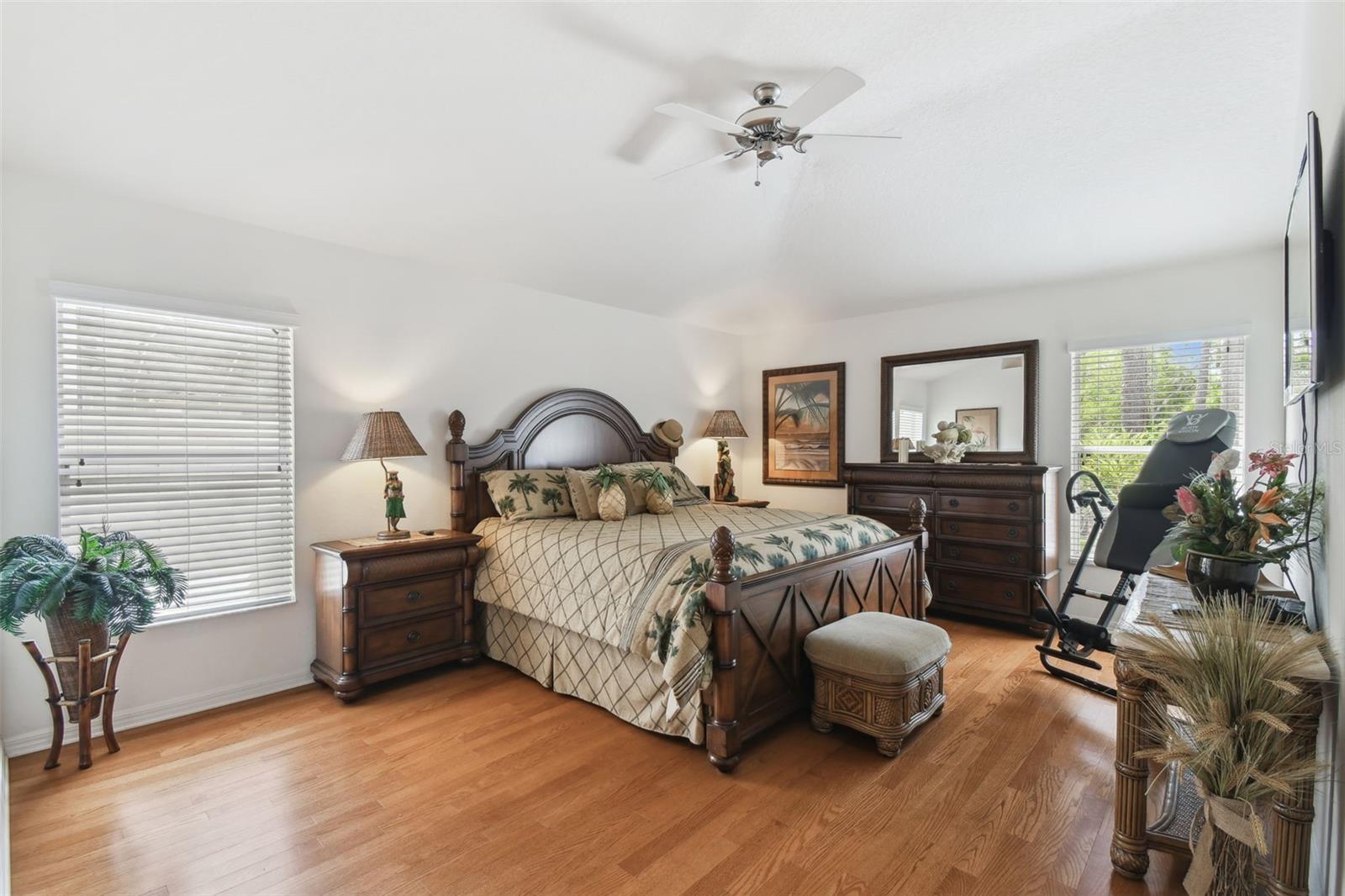 Image 19 of 58 For 21840 Waverly Shores Lane