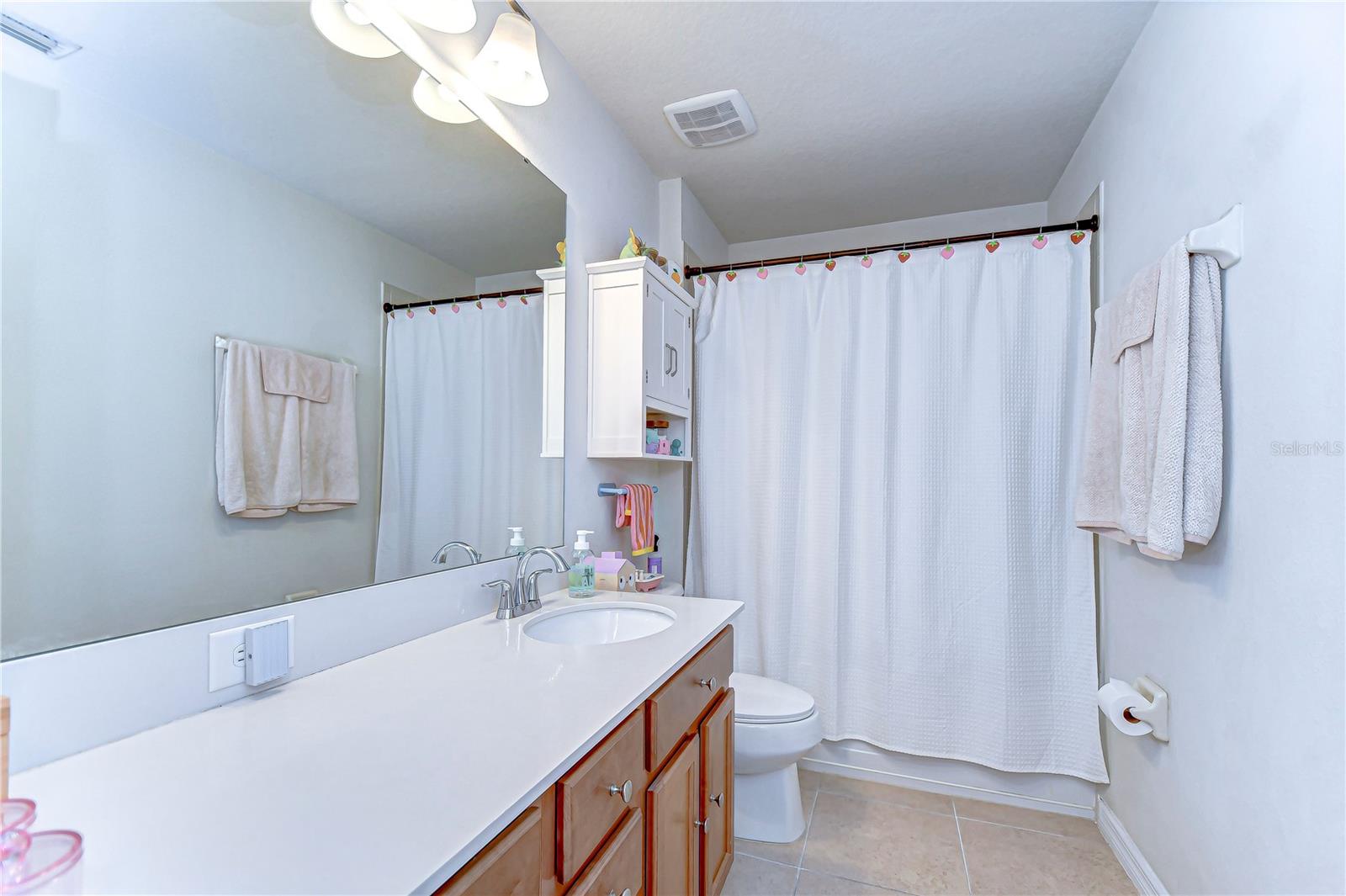 Image 18 of 27 For 11231 Spring Point Circle