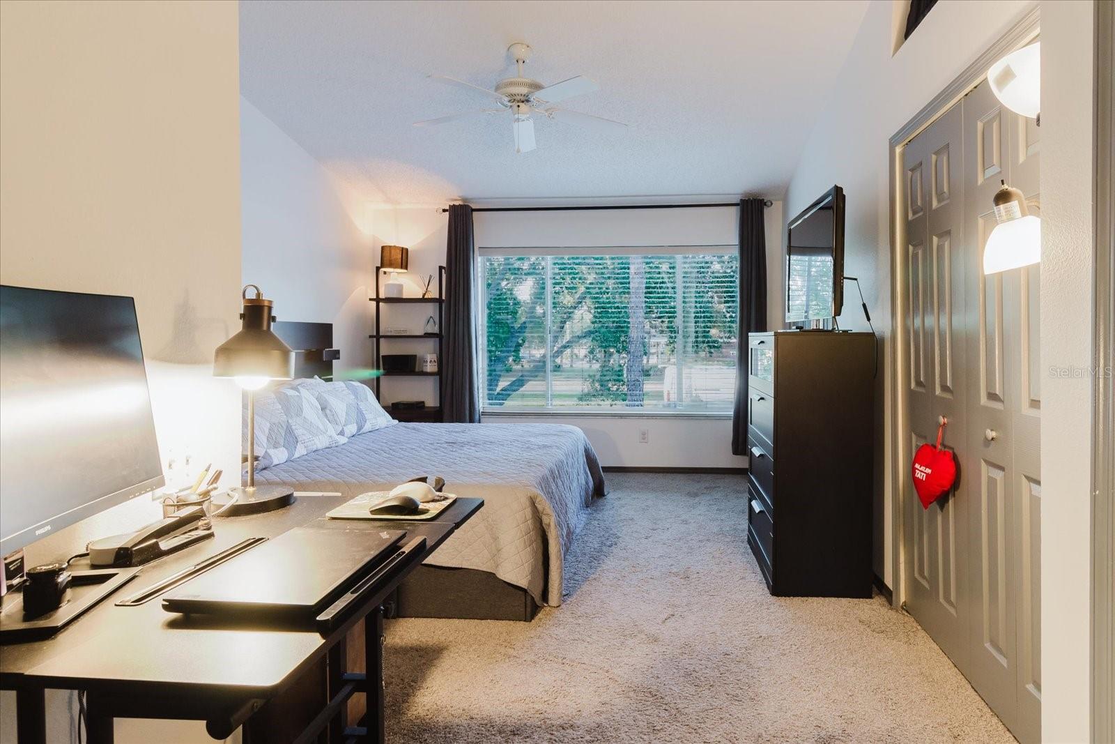Listing photo id 16 for 12436 Berkeley Square Drive