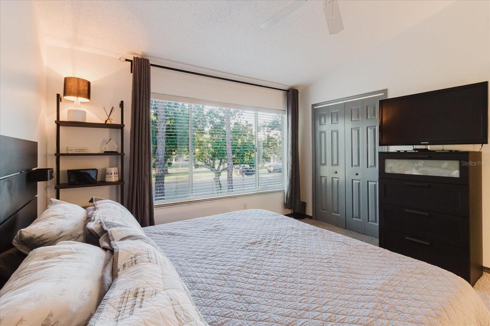 Listing photo id 19 for 12436 Berkeley Square Drive