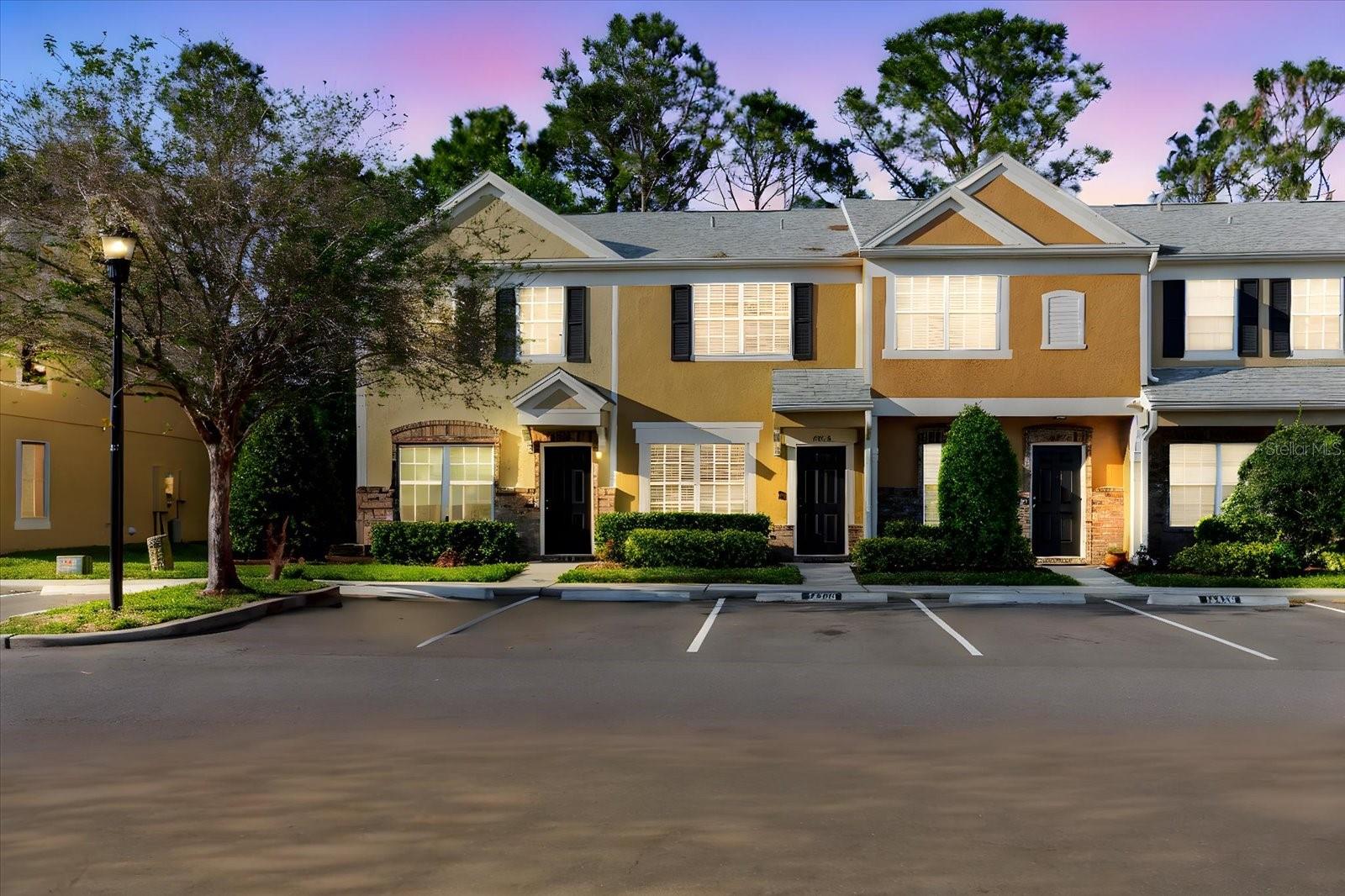 Listing photo id 37 for 12436 Berkeley Square Drive