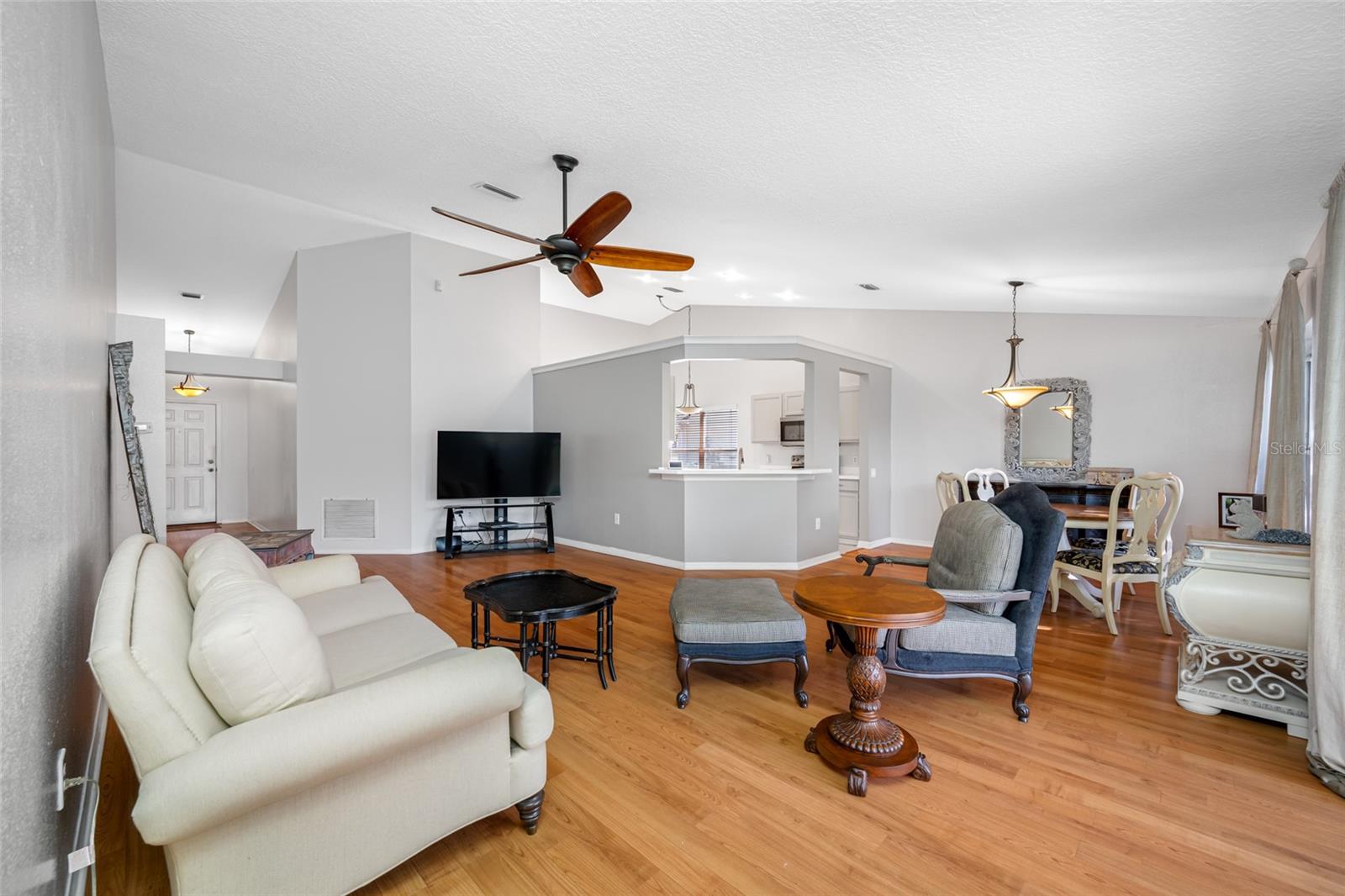 Image 3 of 36 For 1610 Navigator Lane