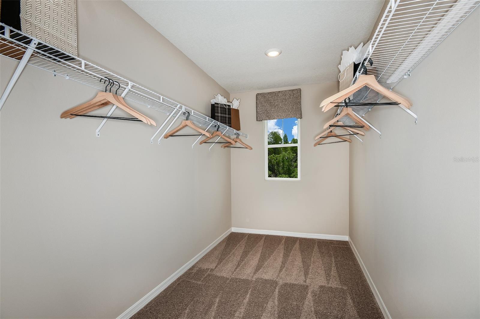 Image 9 of 24 For 37213 Sagemoor Drive