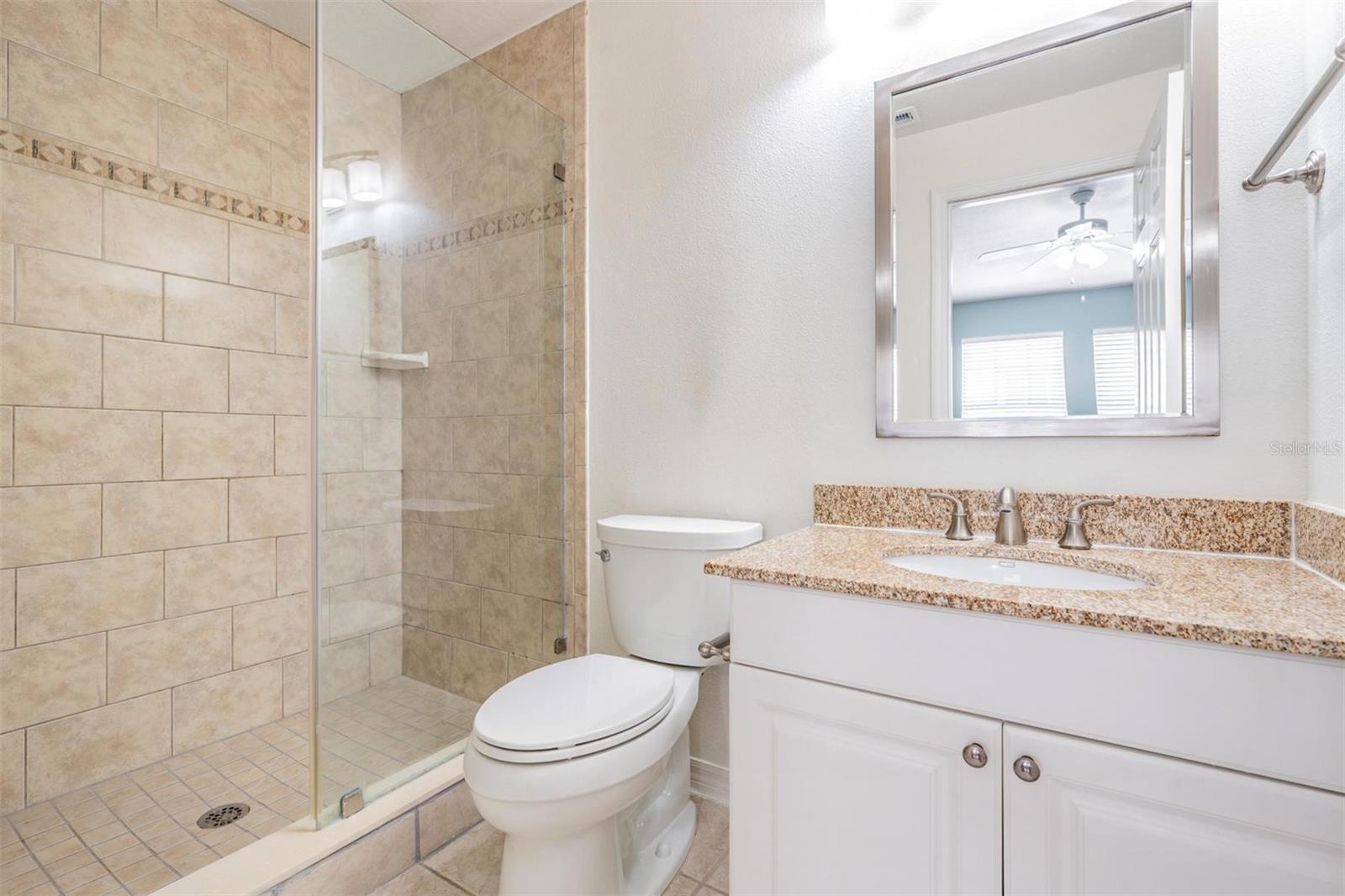 Image 22 of 38 For 404 Willow Avenue B