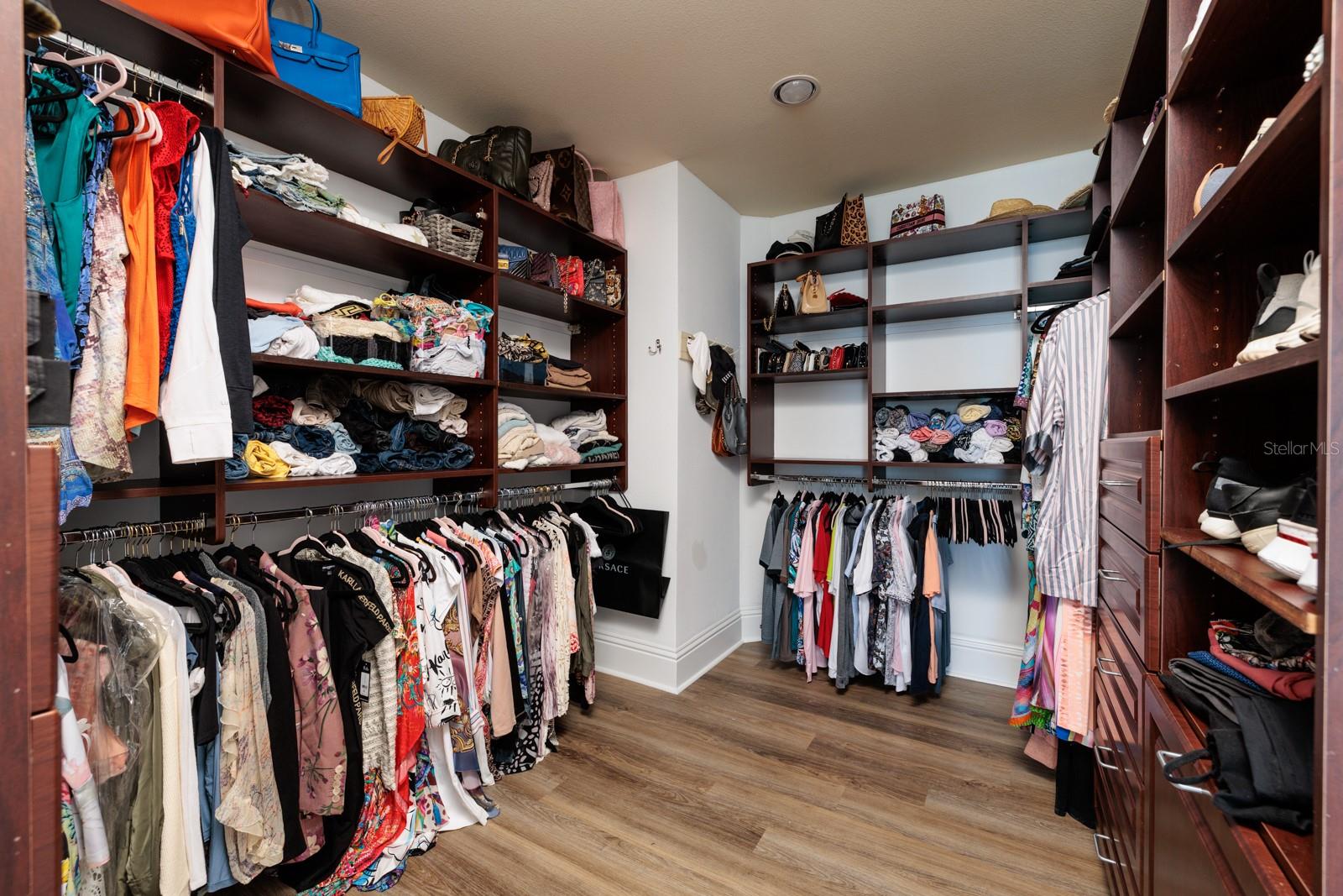 Image 29 of 73 For 13600 Gulf Boulevard 700a