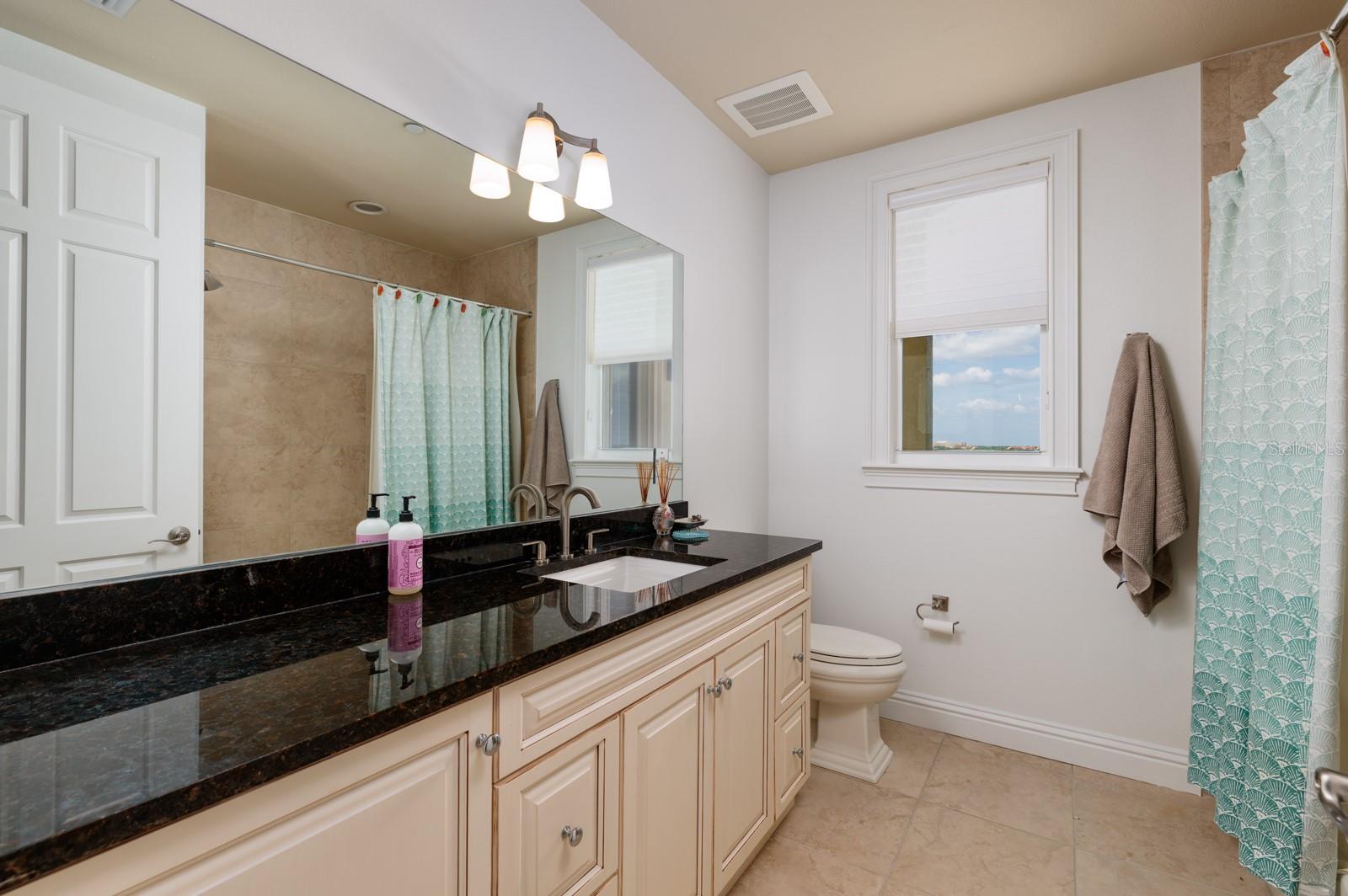 Image 32 of 73 For 13600 Gulf Boulevard 700a