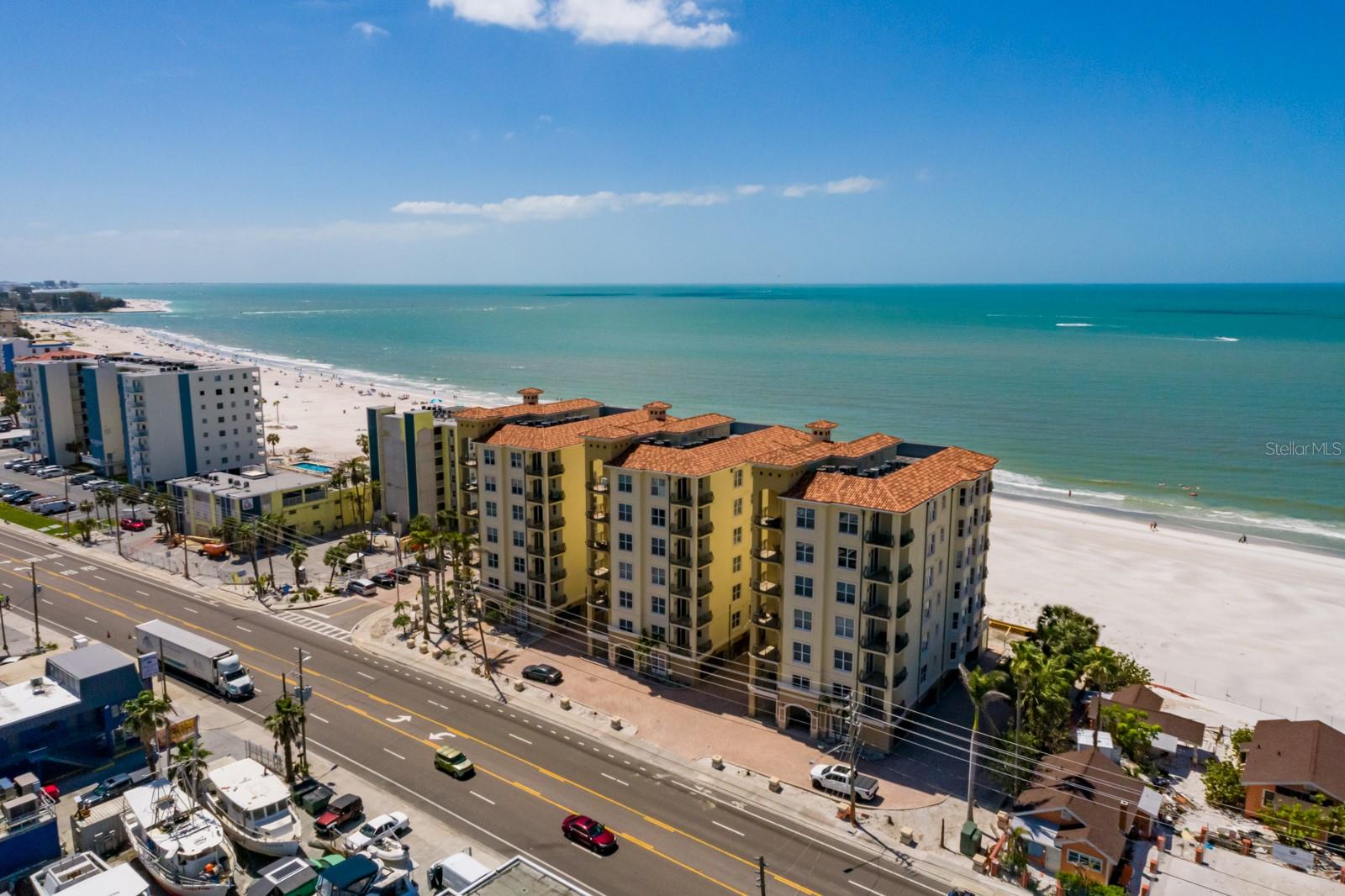 Image 4 of 73 For 13600 Gulf Boulevard 700a