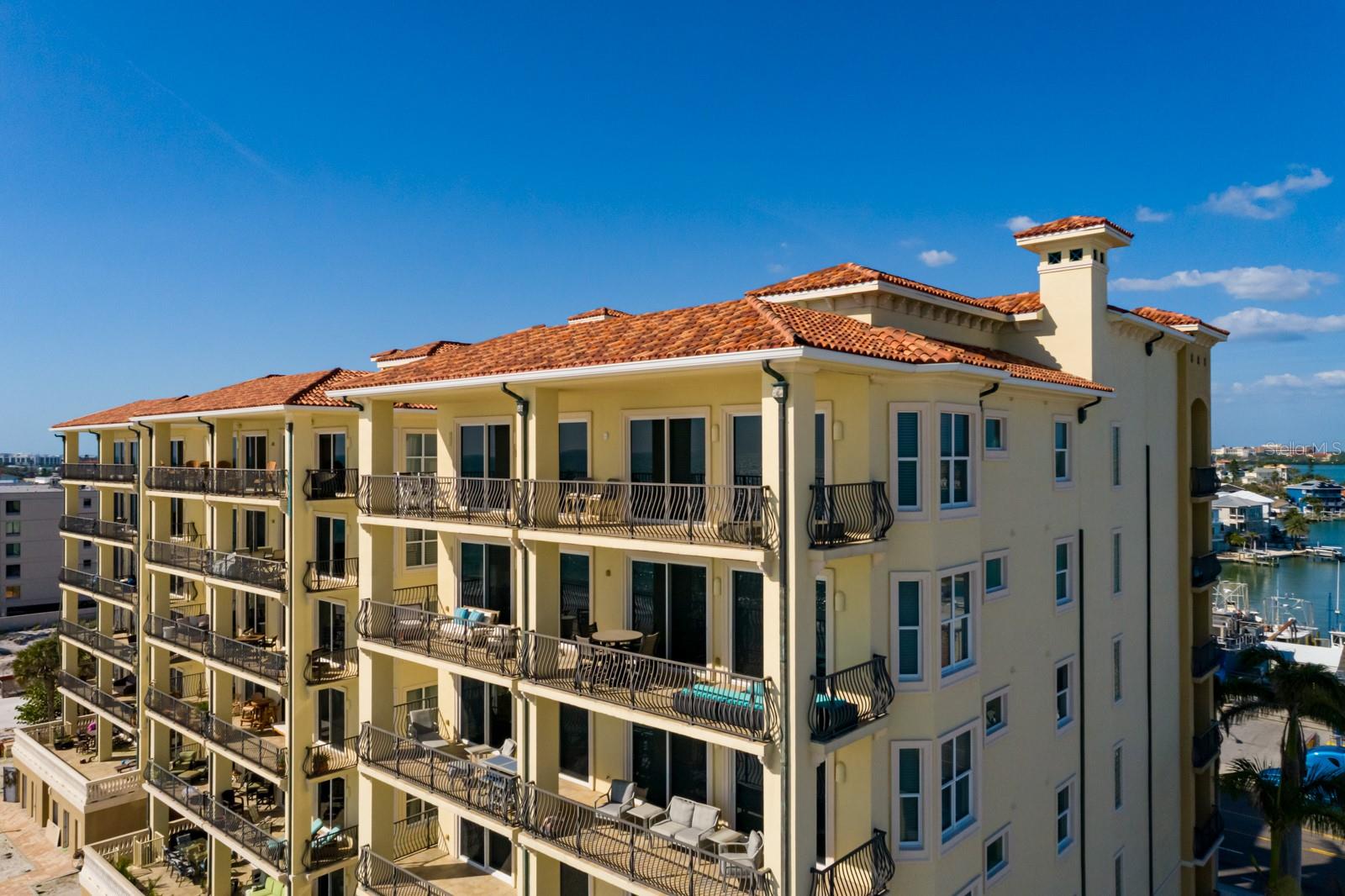 Image 40 of 73 For 13600 Gulf Boulevard 700a