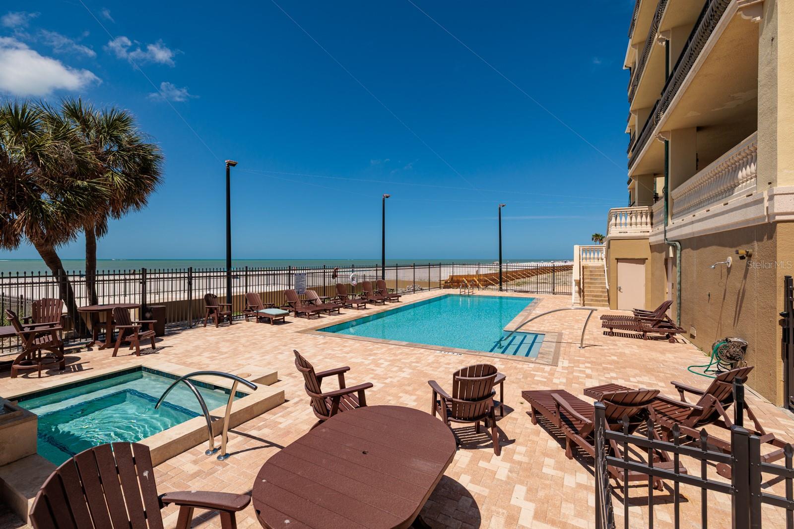 Image 57 of 73 For 13600 Gulf Boulevard 700a
