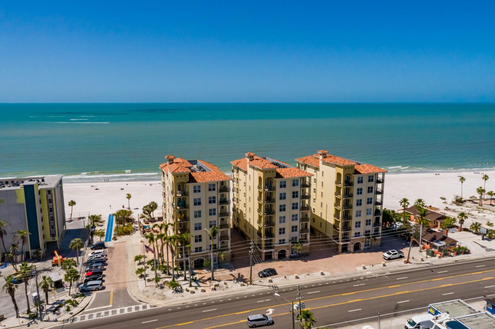 Image 65 of 73 For 13600 Gulf Boulevard 700a
