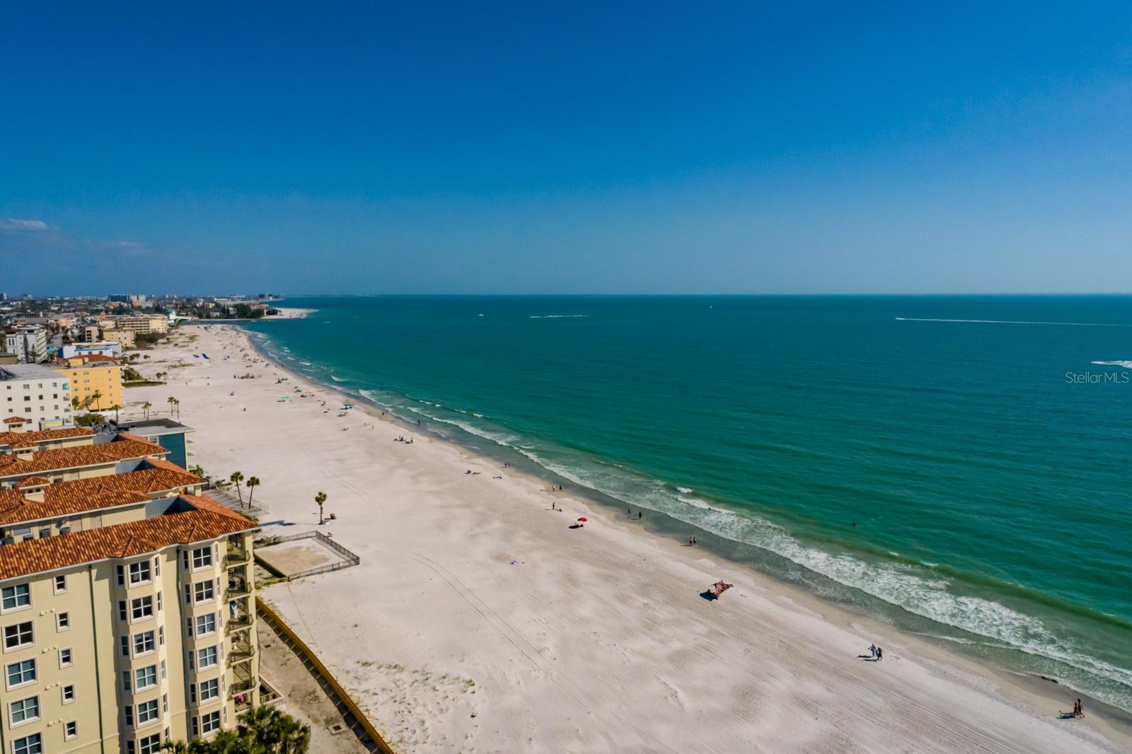 Image 69 of 73 For 13600 Gulf Boulevard 700a