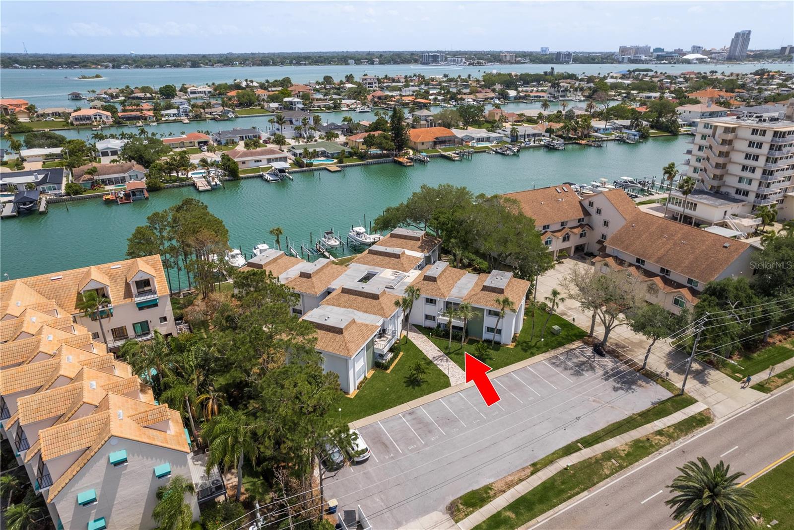 Image 2 of 53 For 311 Island Way 101