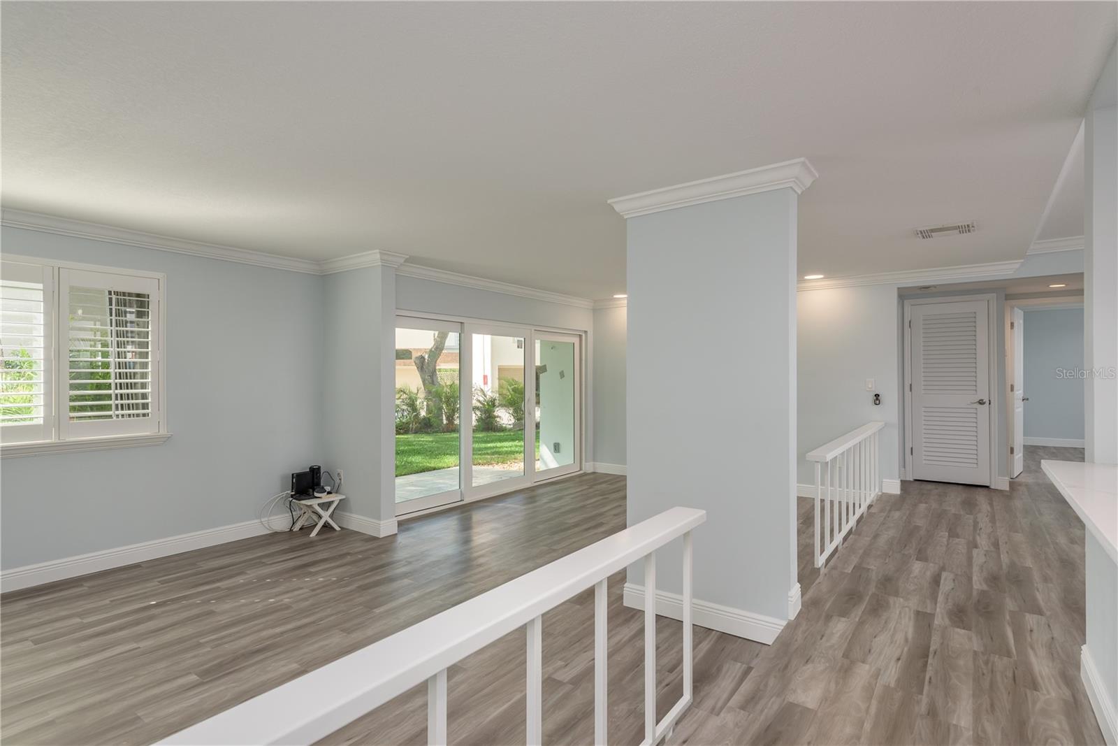 Image 9 of 53 For 311 Island Way 101