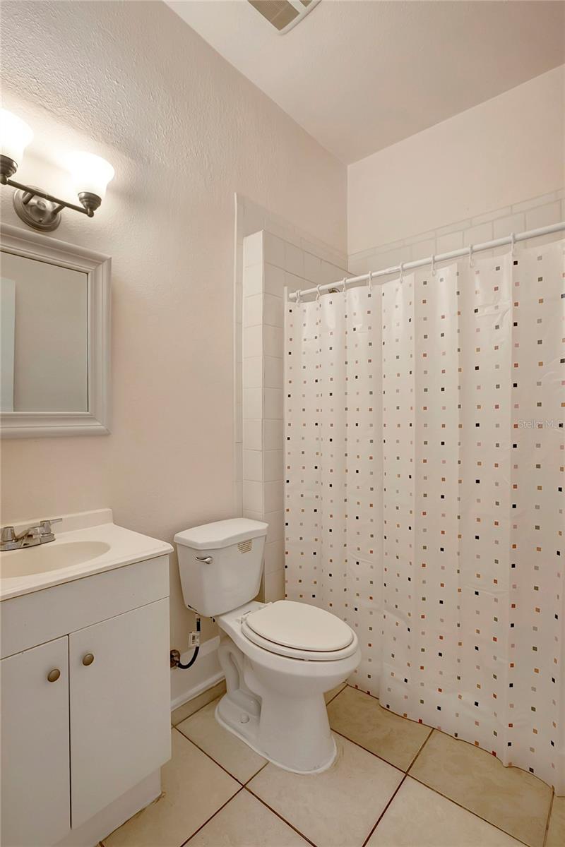 Image 11 of 53 For 6414 Central Avenue