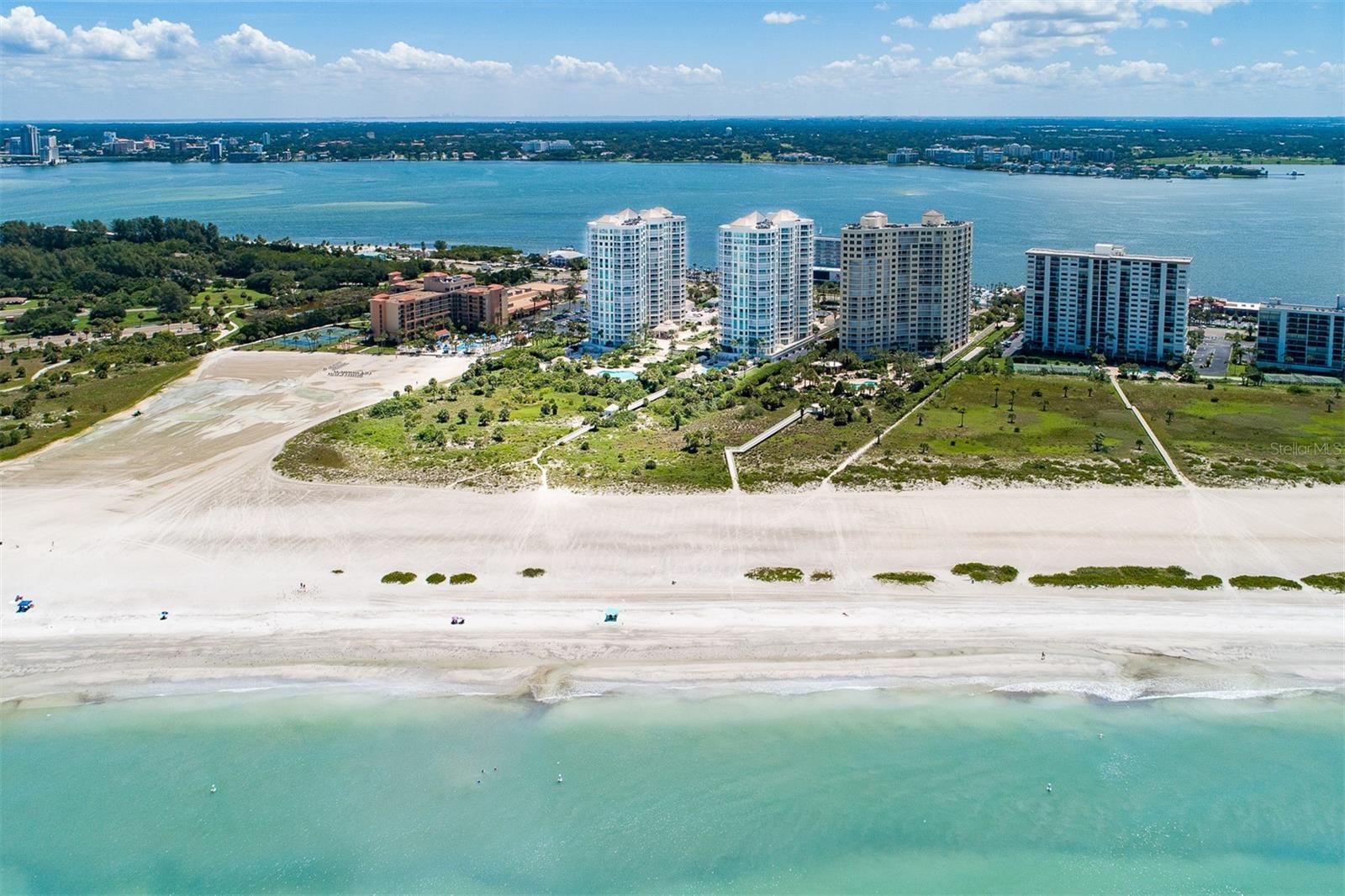 Image 13 of 46 For 1180 Gulf Boulevard 2204