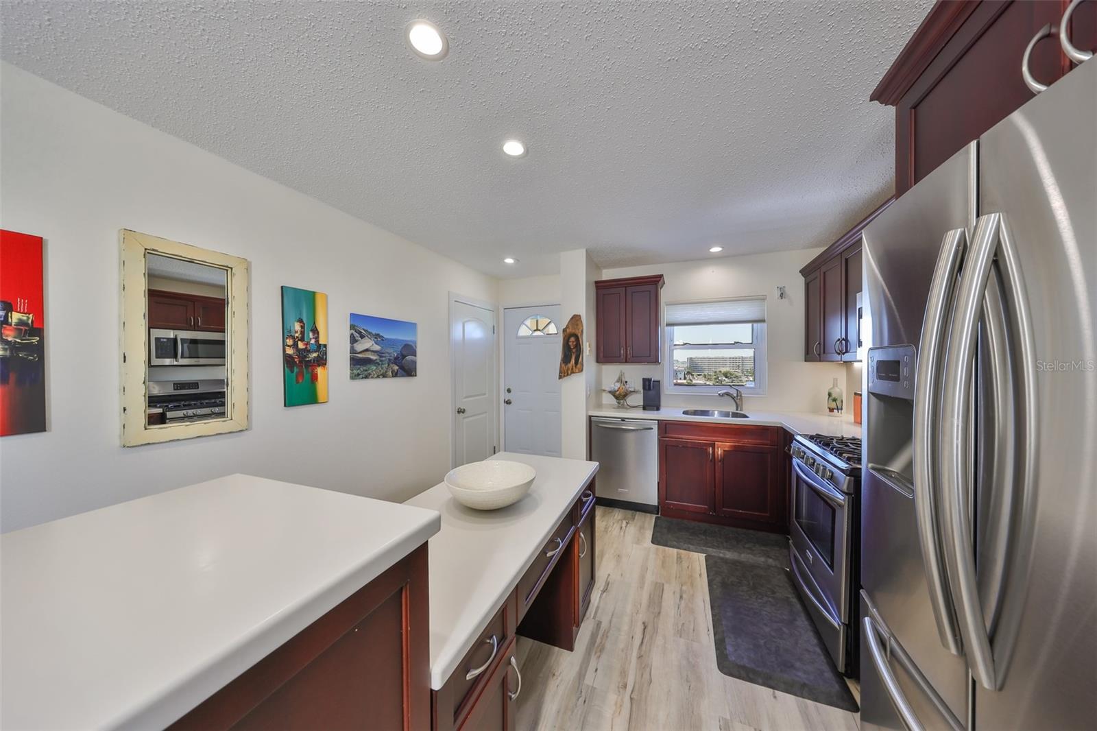 Image 3 of 32 For 2960 59th Street S 615