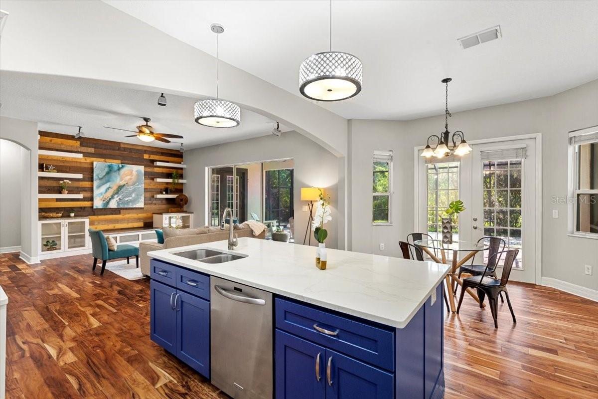 Listing photo id 22 for 20403 Walnut Grove Lane