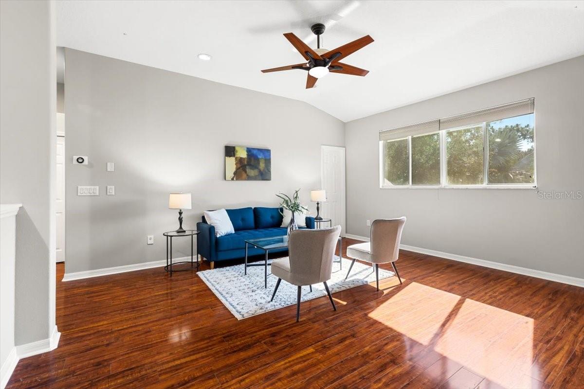 Listing photo id 41 for 20403 Walnut Grove Lane