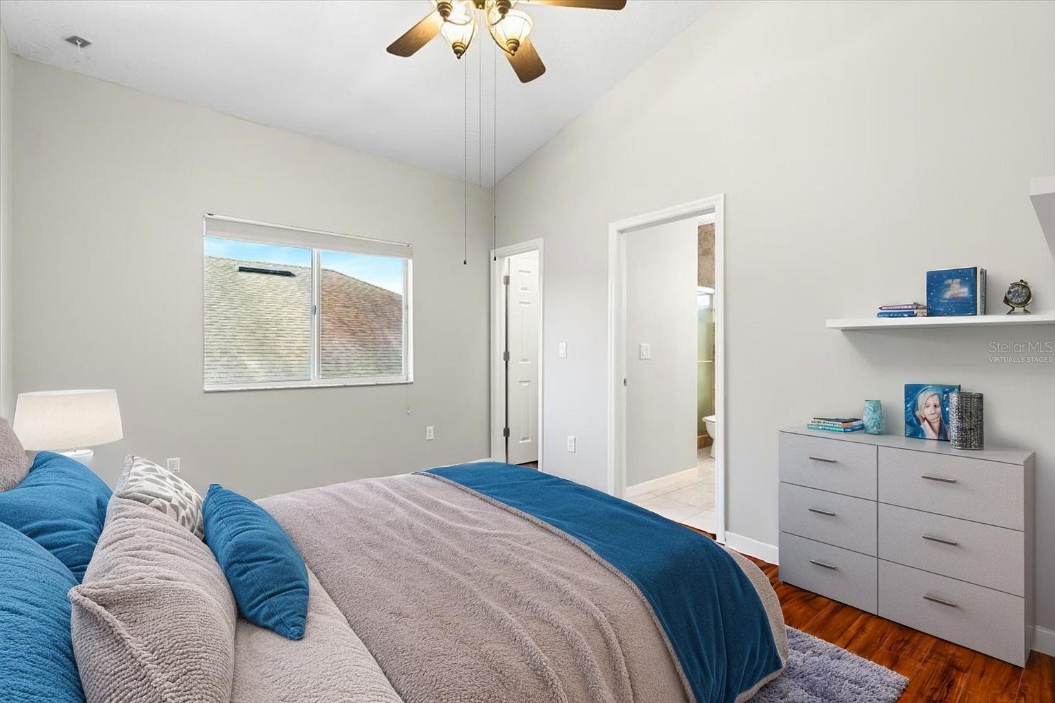 Listing photo id 47 for 20403 Walnut Grove Lane