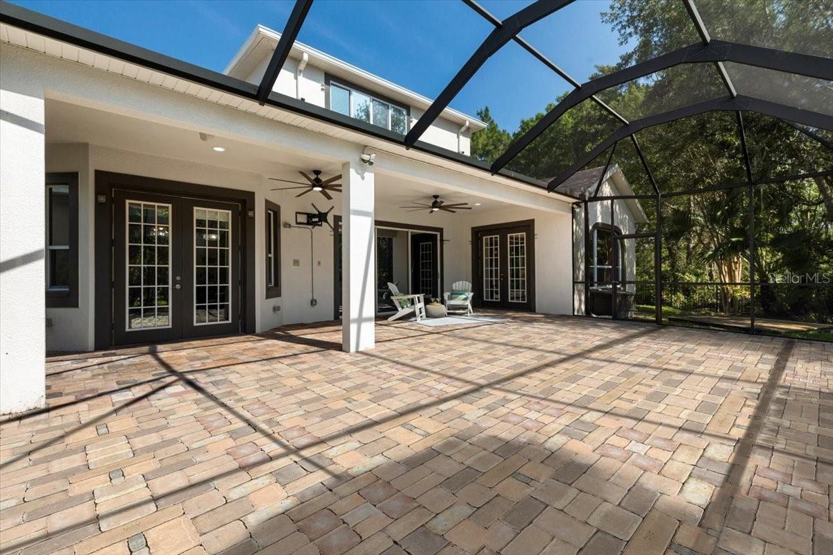 Listing photo id 52 for 20403 Walnut Grove Lane