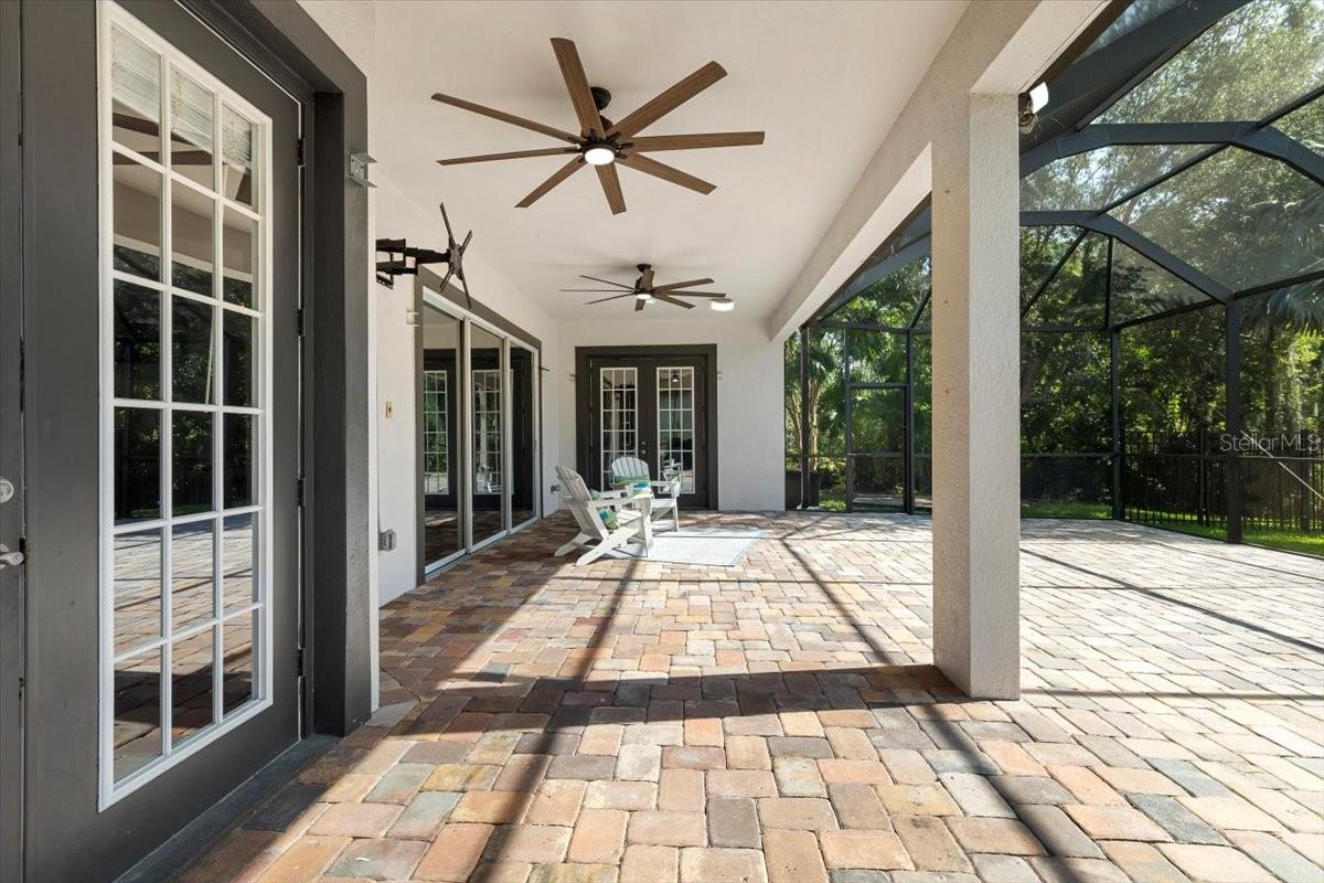 Listing photo id 54 for 20403 Walnut Grove Lane