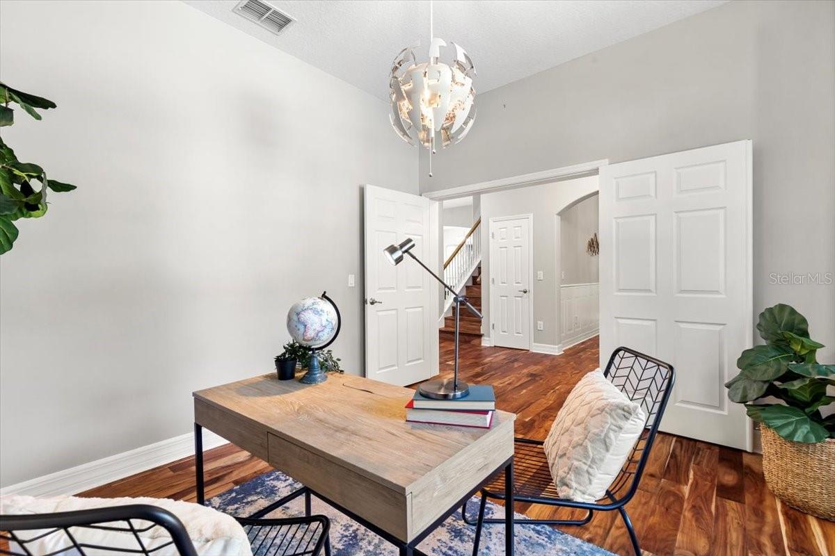 Listing photo id 5 for 20403 Walnut Grove Lane