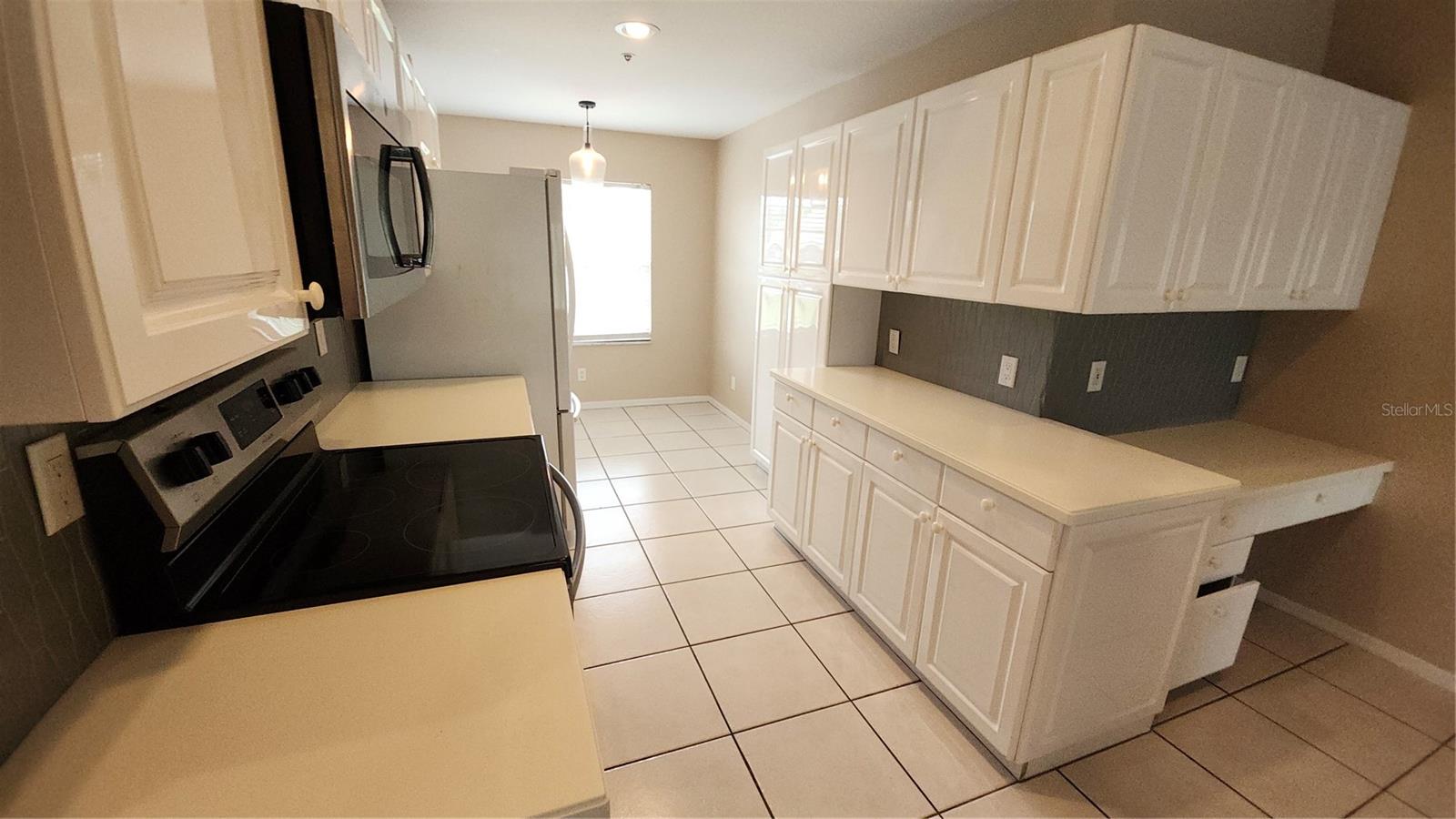 Image 15 of 40 For 6618 Pineview Terrace 6618