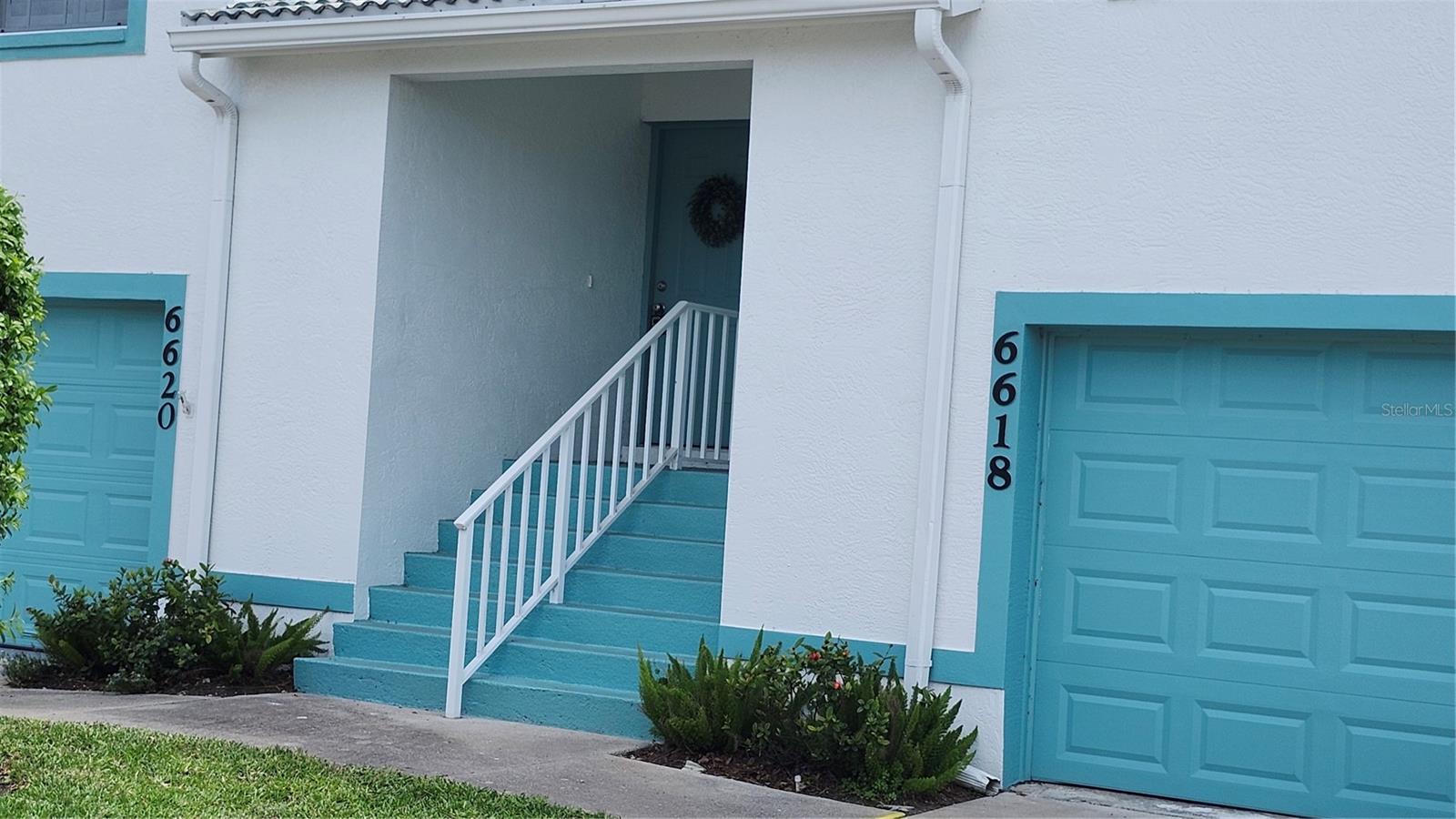 Image 3 of 40 For 6618 Pineview Terrace 6618