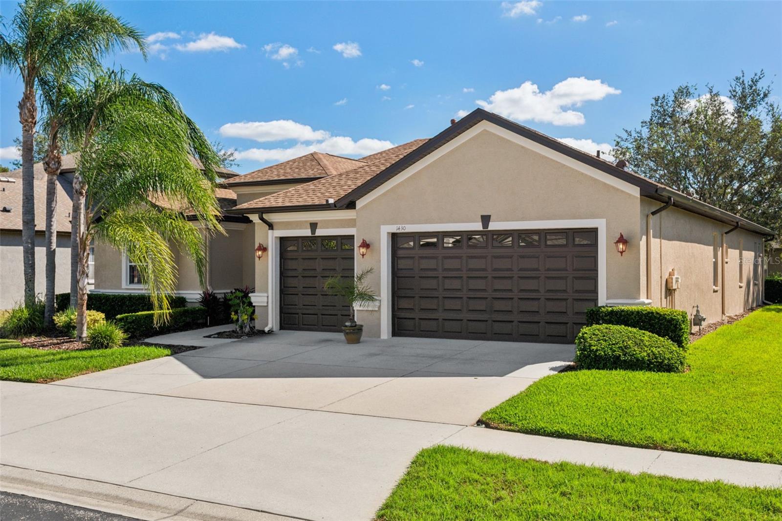 Image 3 of 54 For 1430 Beaconsfield Drive