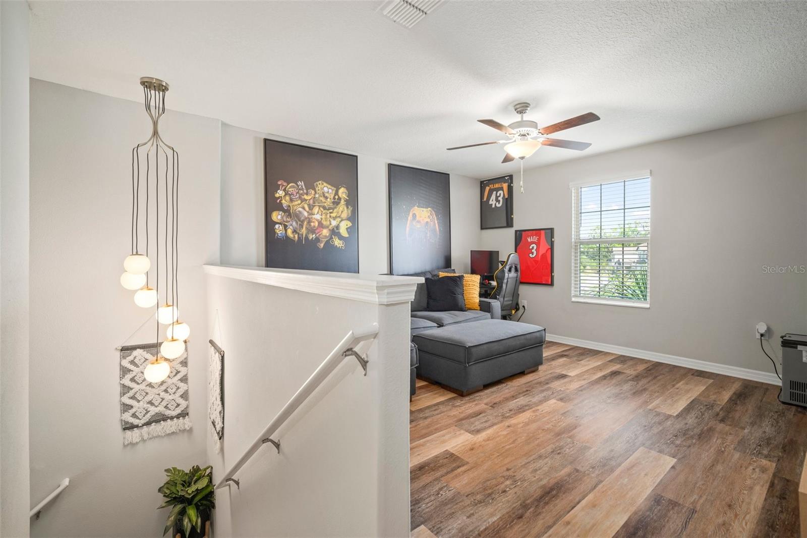 Image 23 of 28 For 1547 Golden Glow Drive